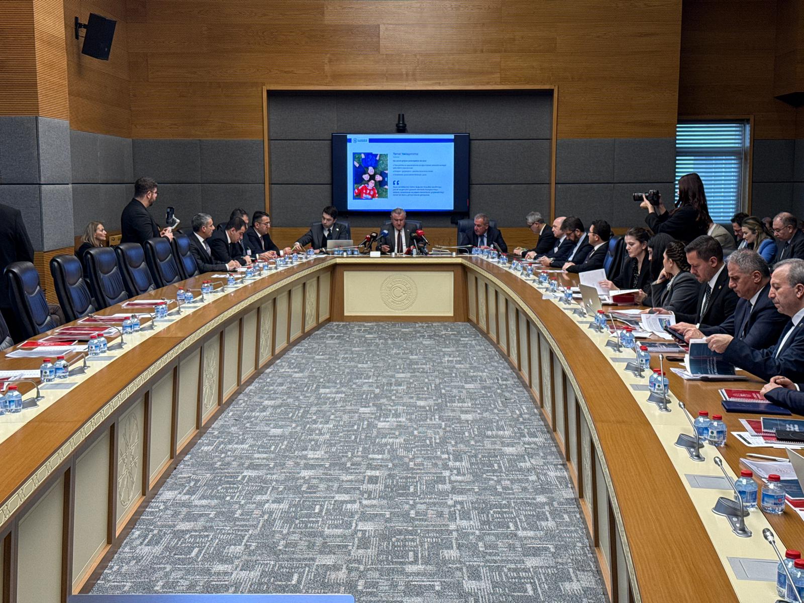 Gençlik ve Spor Bakanı Osman