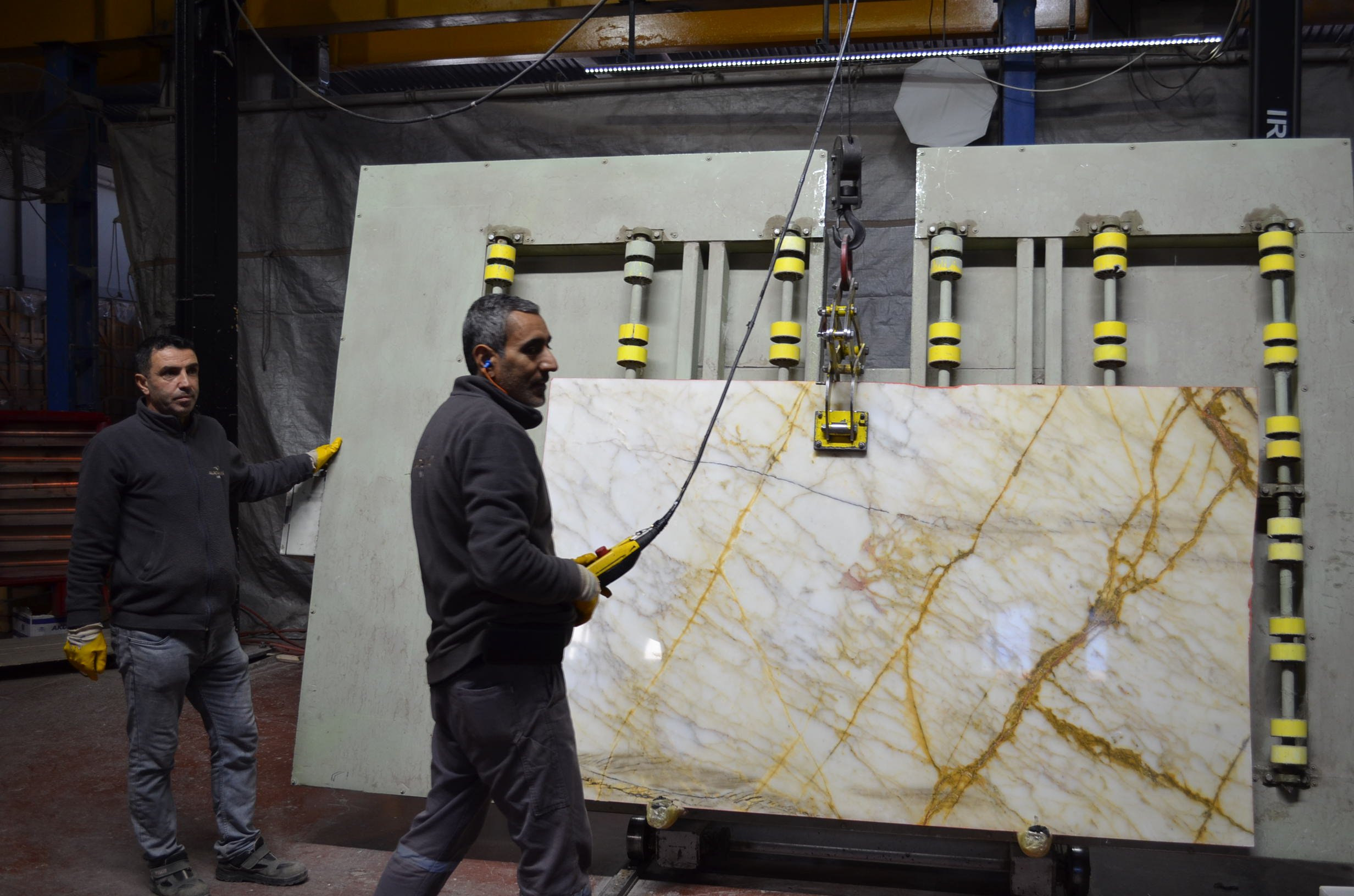 Elazığ'ın coğrafi işaretli vişne mermeri,