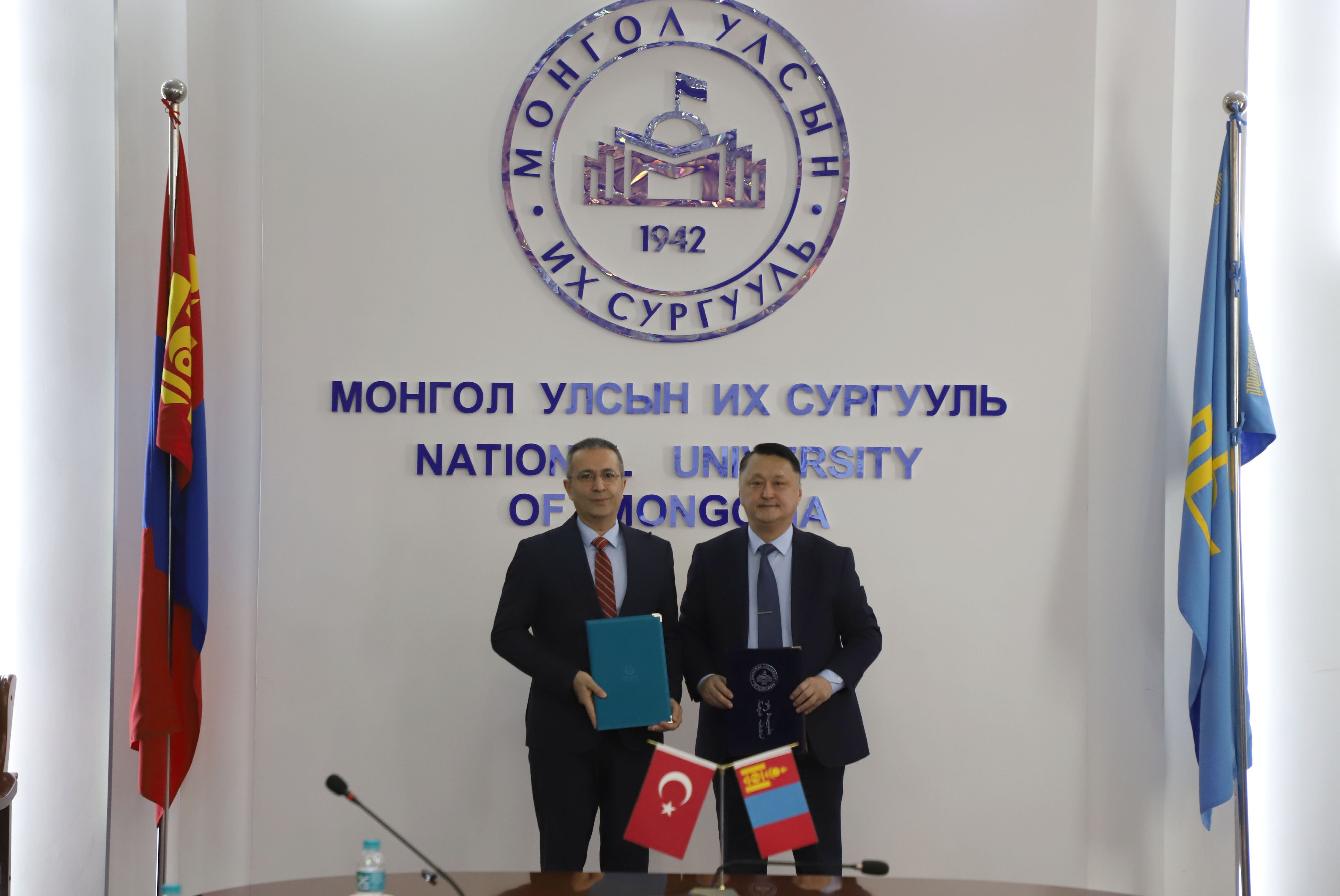 Yunus Emre Enstitüsü ile Moğolistan