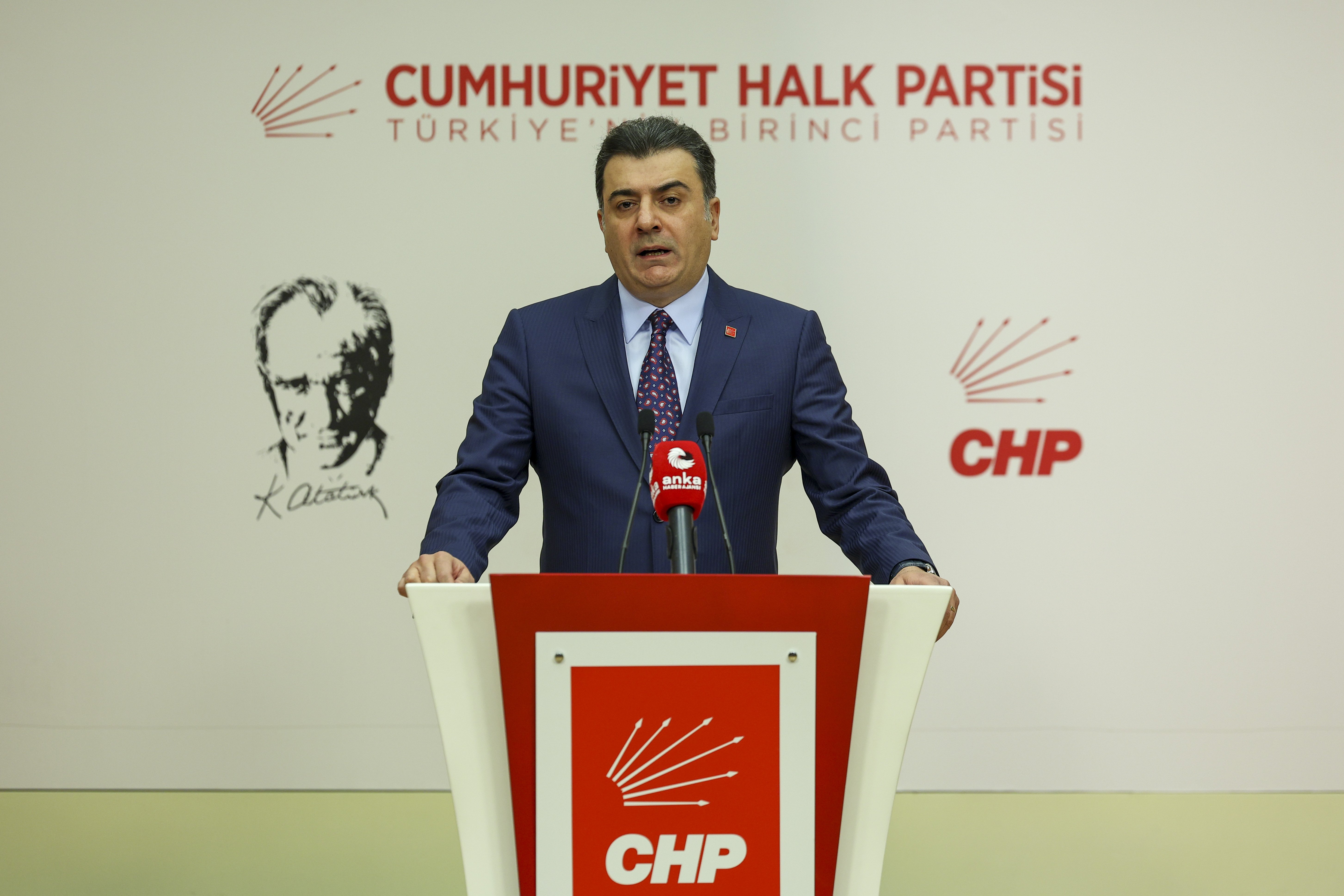 CHP Sözcüsü Zeynel Emre, CHP