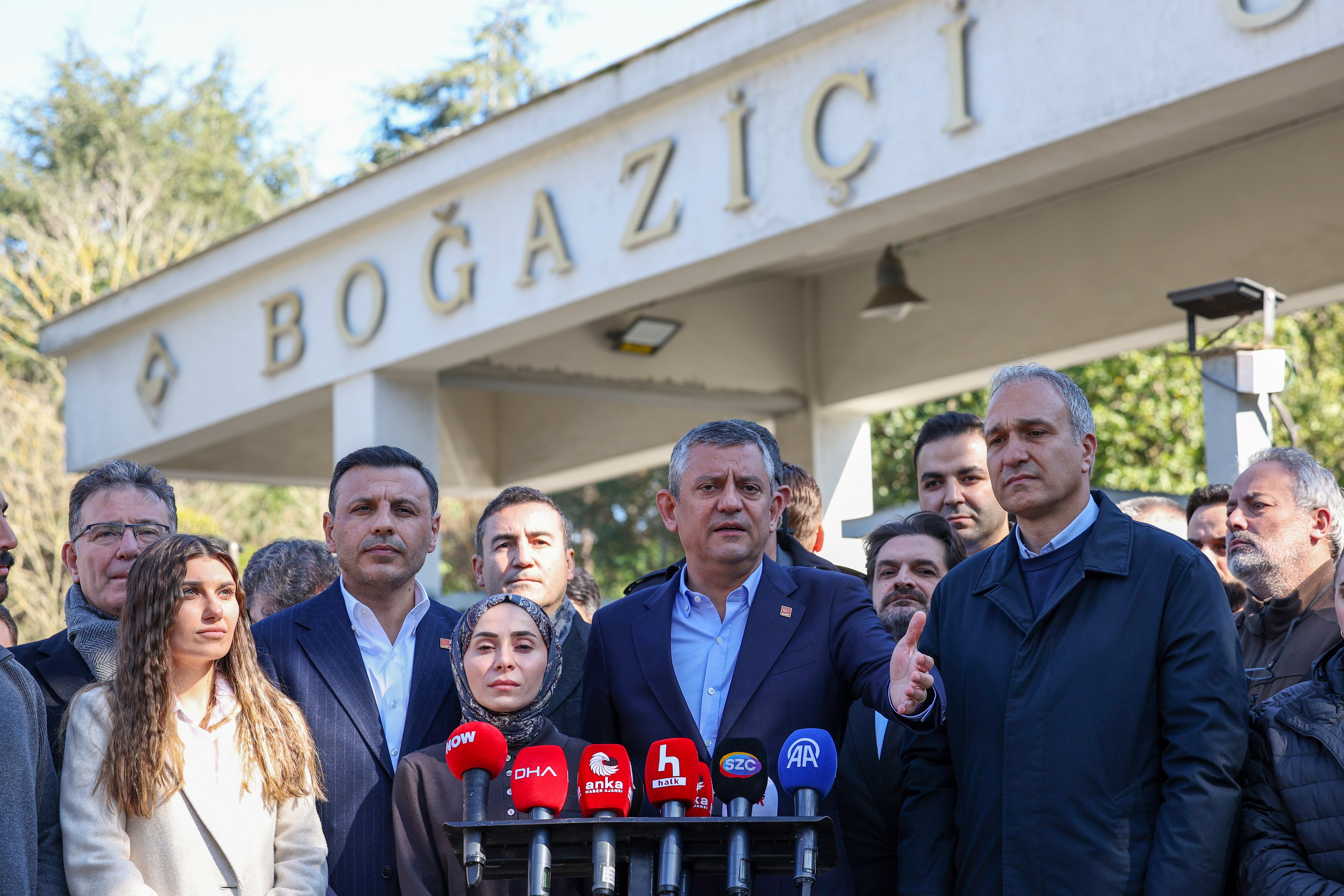 CHP Genel Başkanı Özgür Özel,