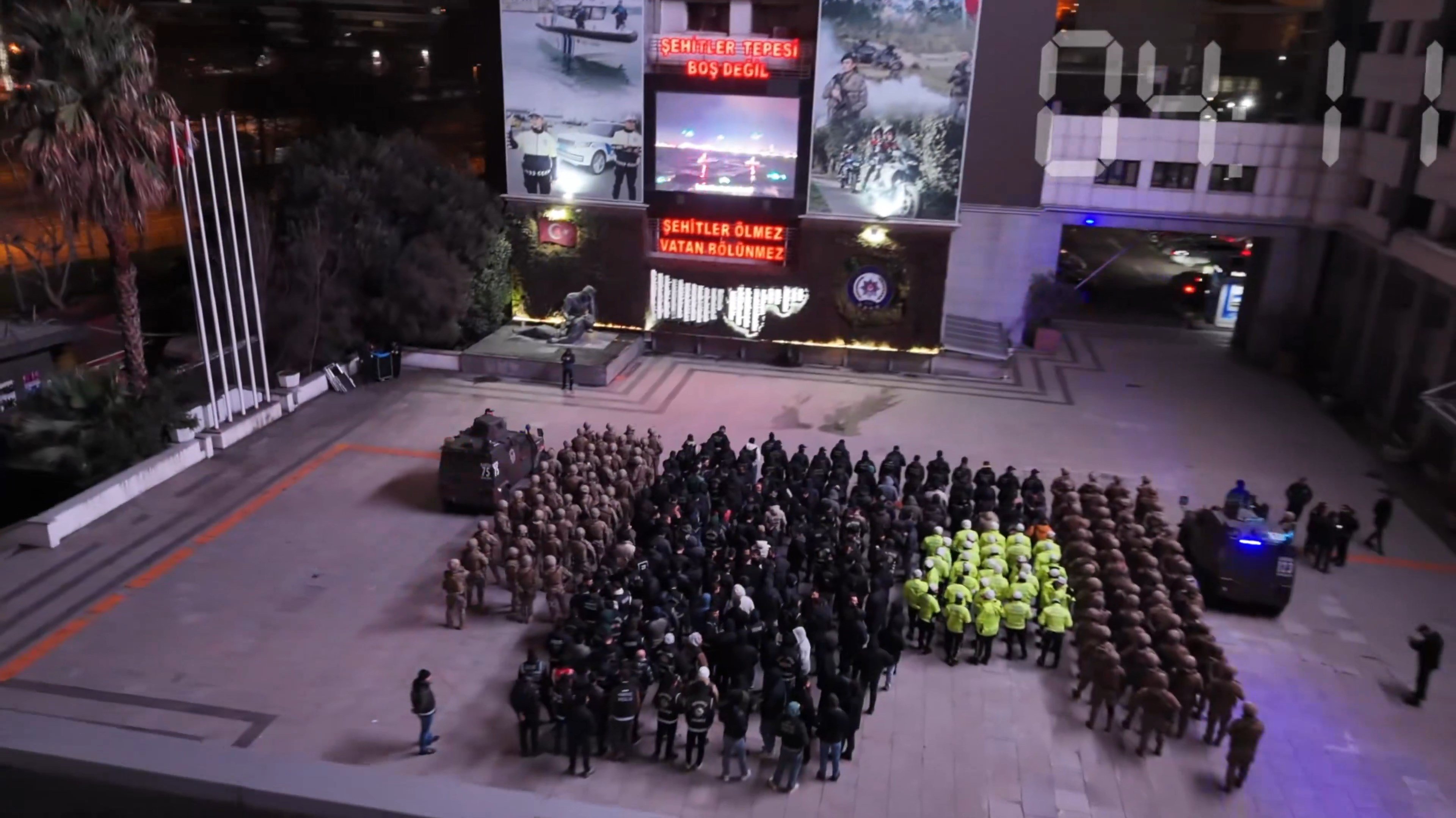 İstanbul merkezli 14 ilde yapay