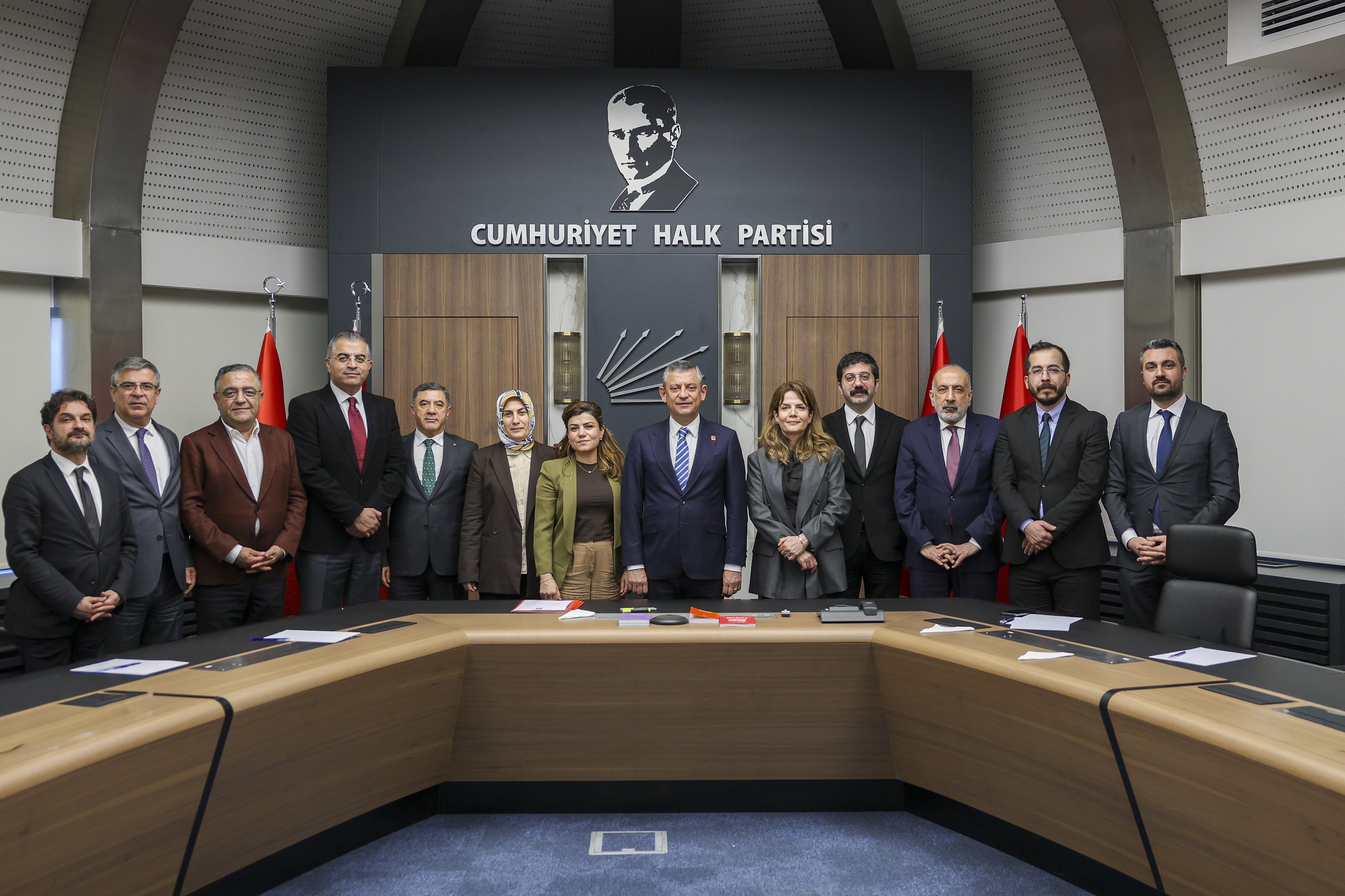 CHP Genel Başkanı Özgür Özel,