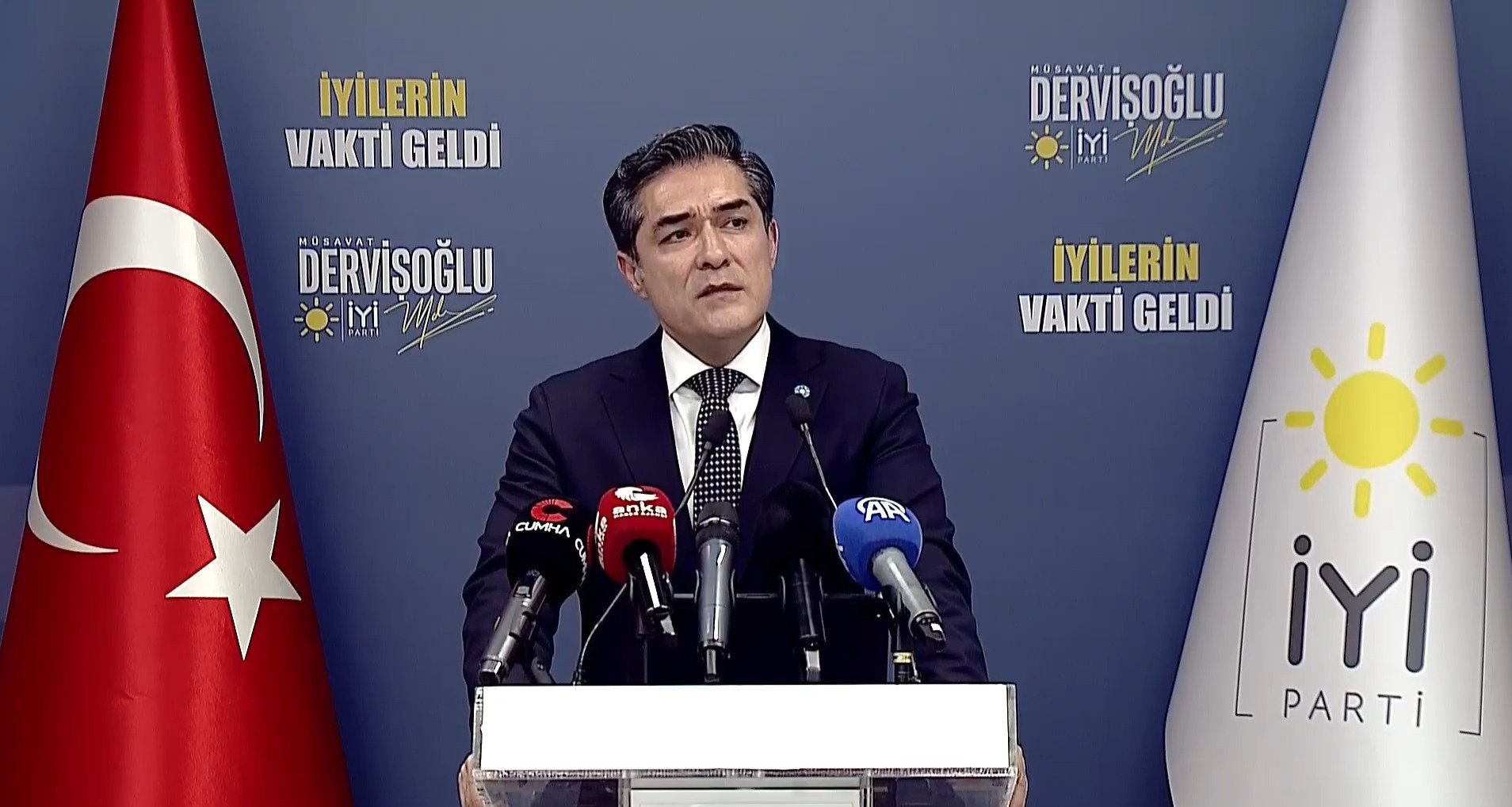 İYİ Parti Sözcüsü Buğra Kavuncu,