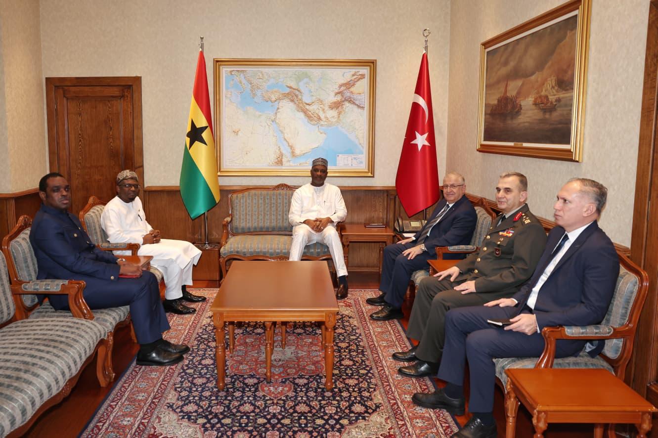 Milli Savunma Bakanı Yaşar Güler,