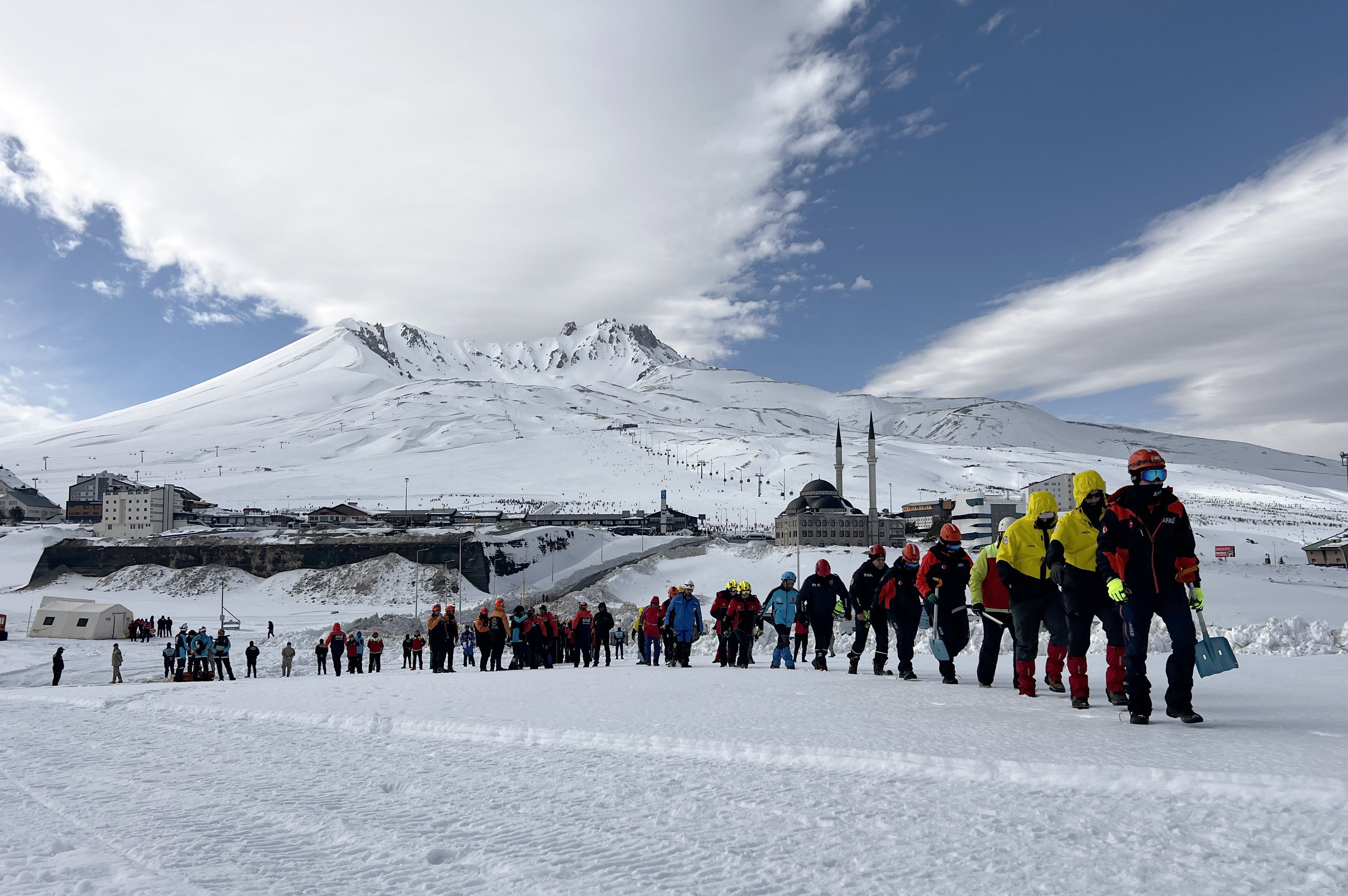 Kayseri Erciyes Kayak Merkezi'nde AFAD