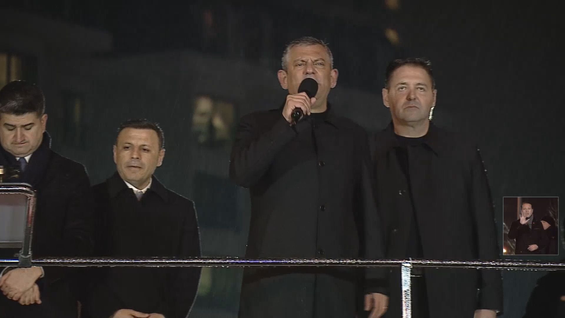 CHP Genel Başkanı Özgür Özel,