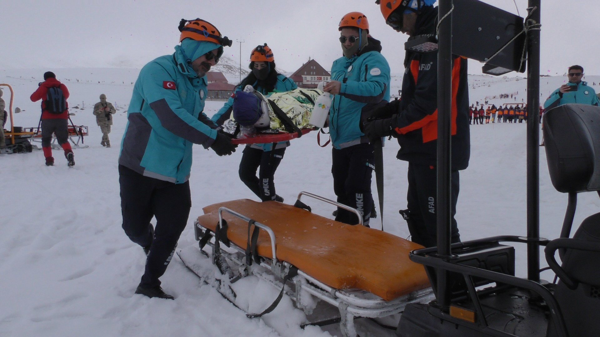 Bingöl Hesarek Kayak Merkezi'nde AFAD