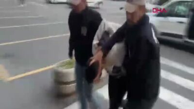 İstanbul'da bir KYK kız öğrenci