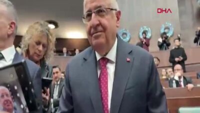 Milli Savunma Bakanı Yaşar Güler,