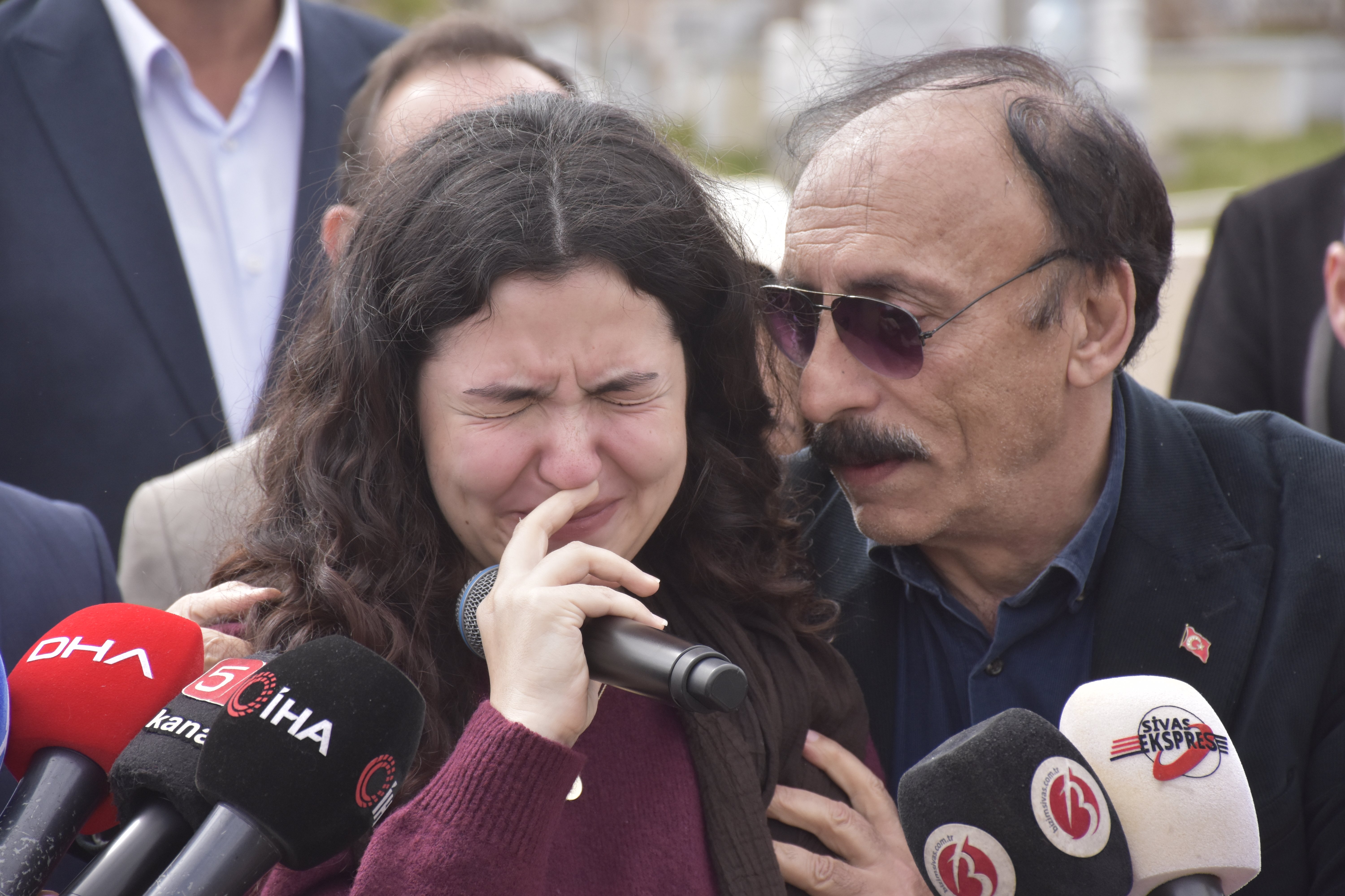 Muhsin Yazıcıoğlu ve 4 kişinin