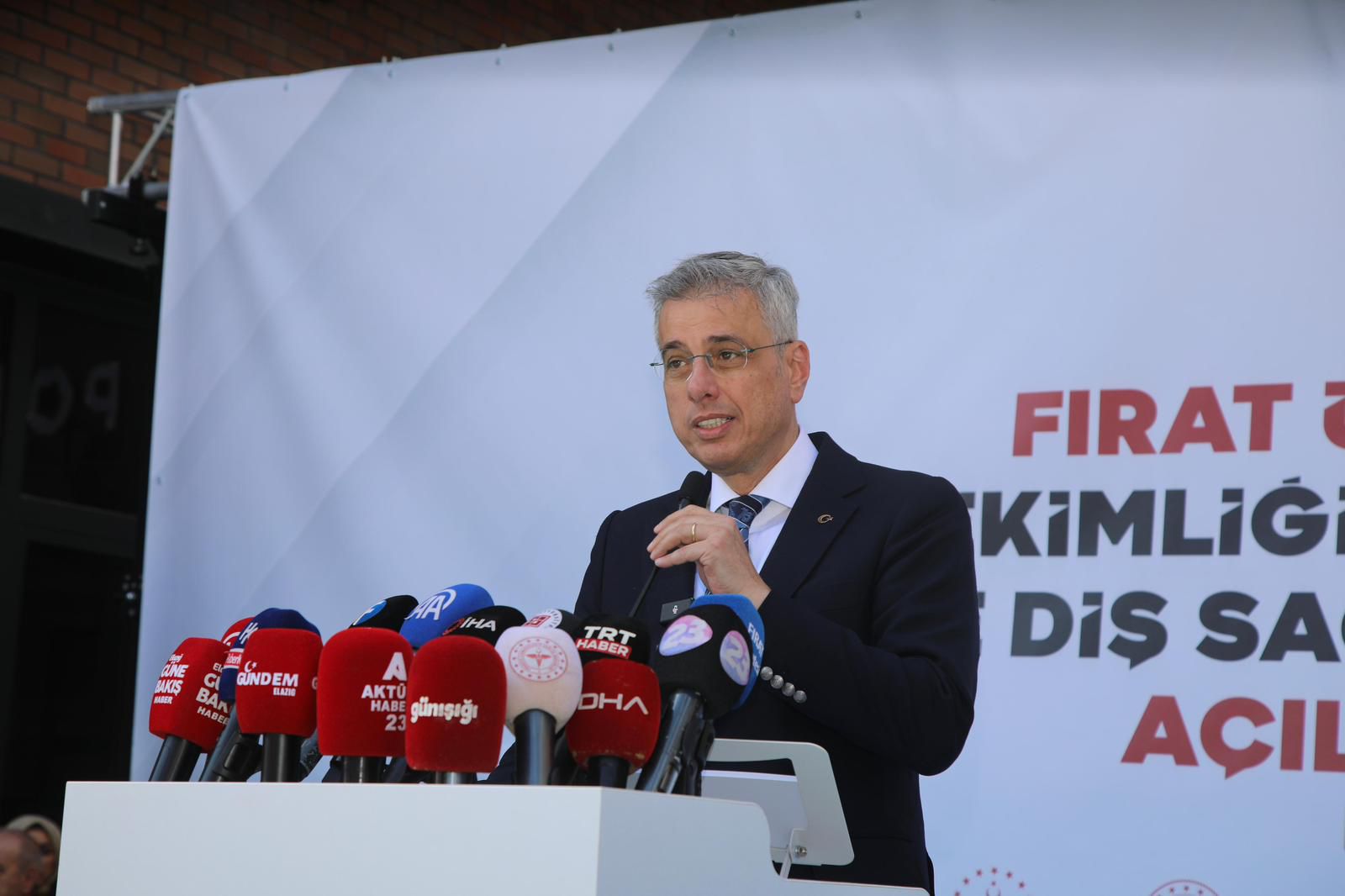 Sağlık Bakanı Kemal Memişoğlu, Türkiye'nin