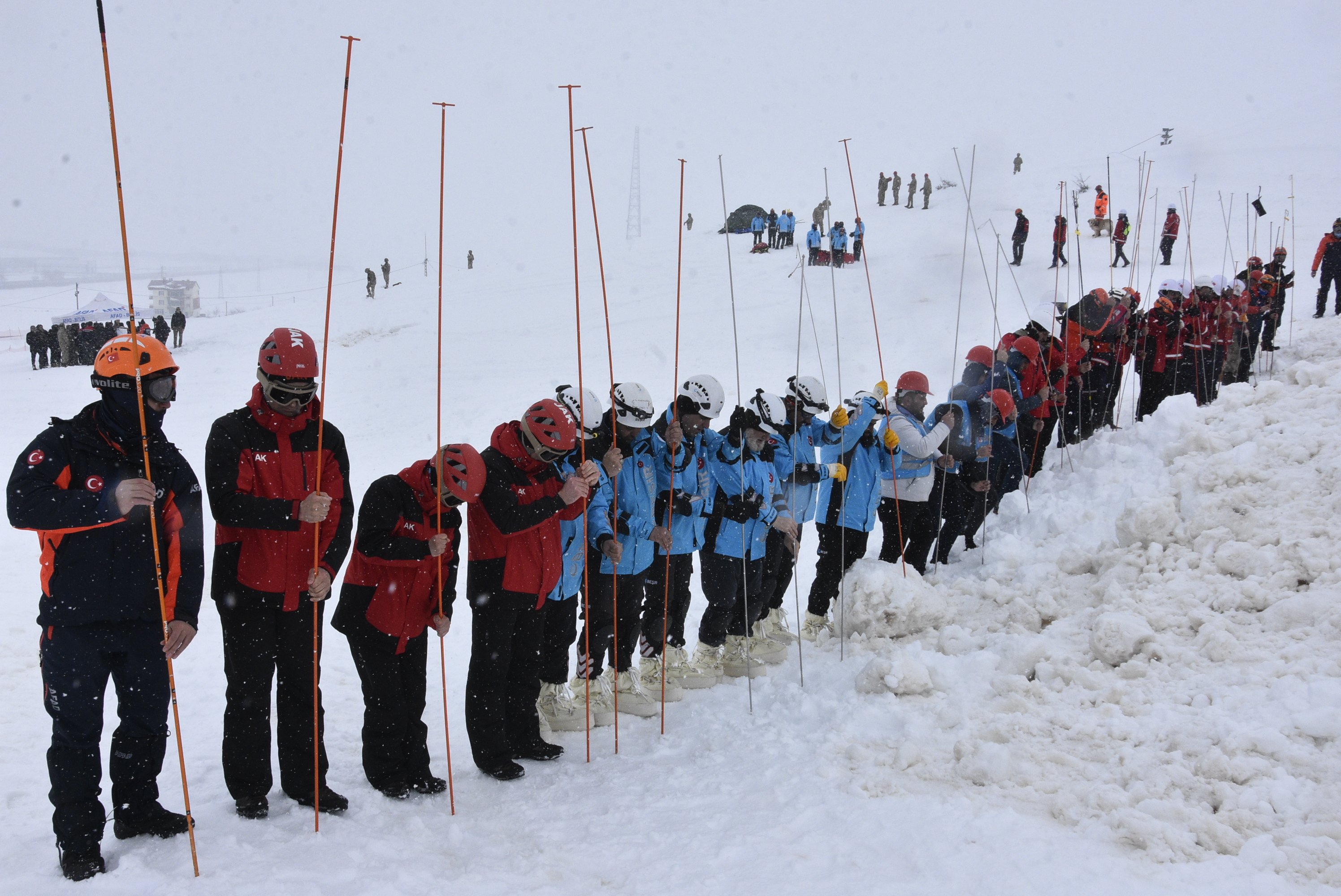 Bitlis'te AFAD koordinasyonunda 228 personelle