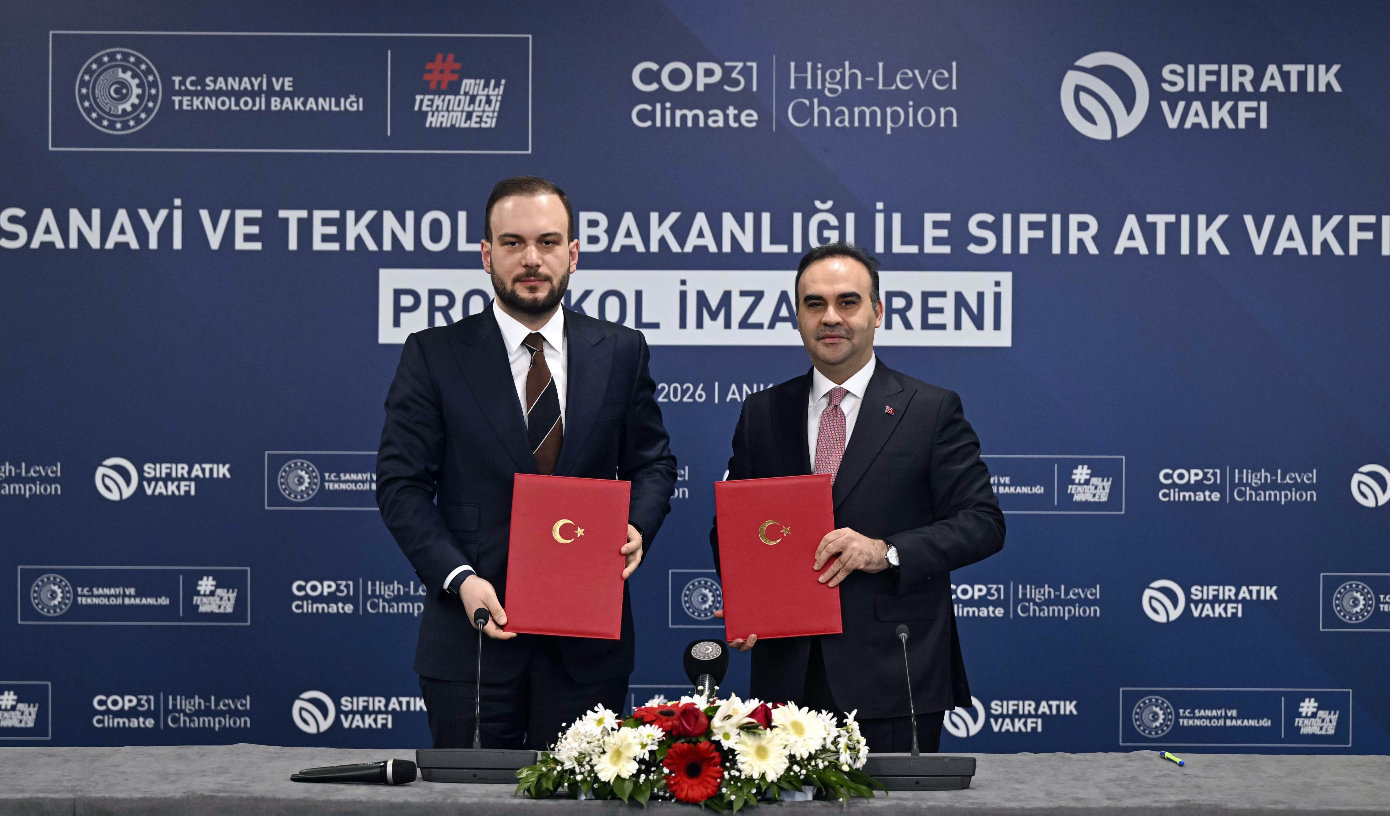 Sanayi ve Teknoloji Bakanı Mehmet