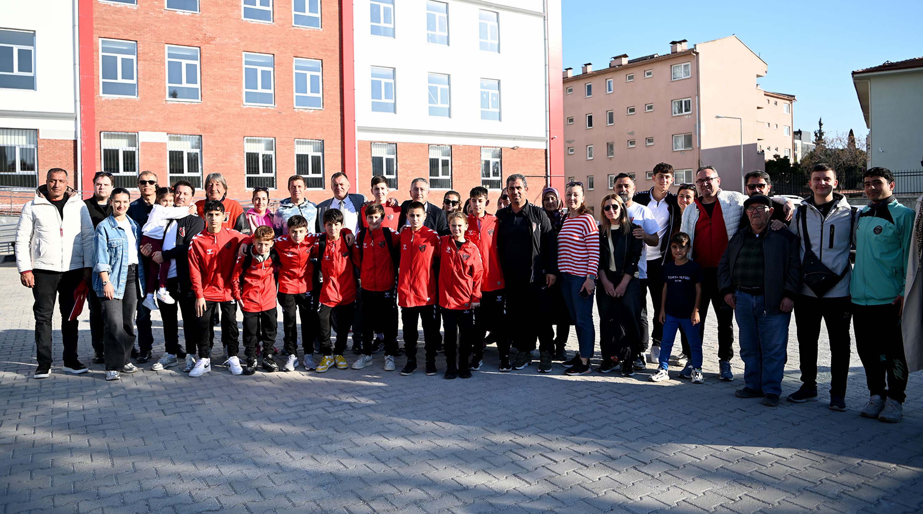 Katar'da mahsur kalan 31 kişilik