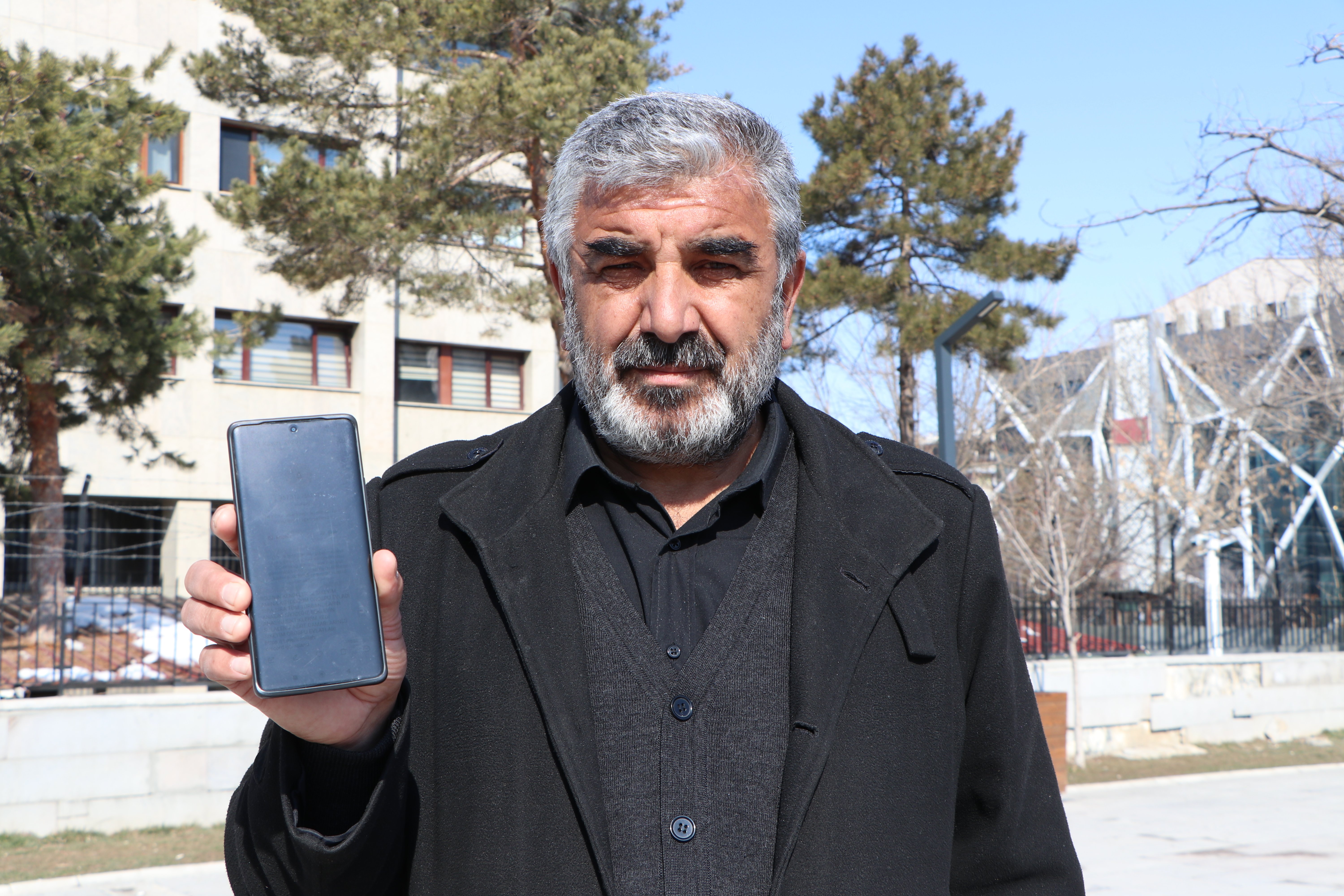 Rojin Kabaiş'in babası Nizamettin Kabaiş,