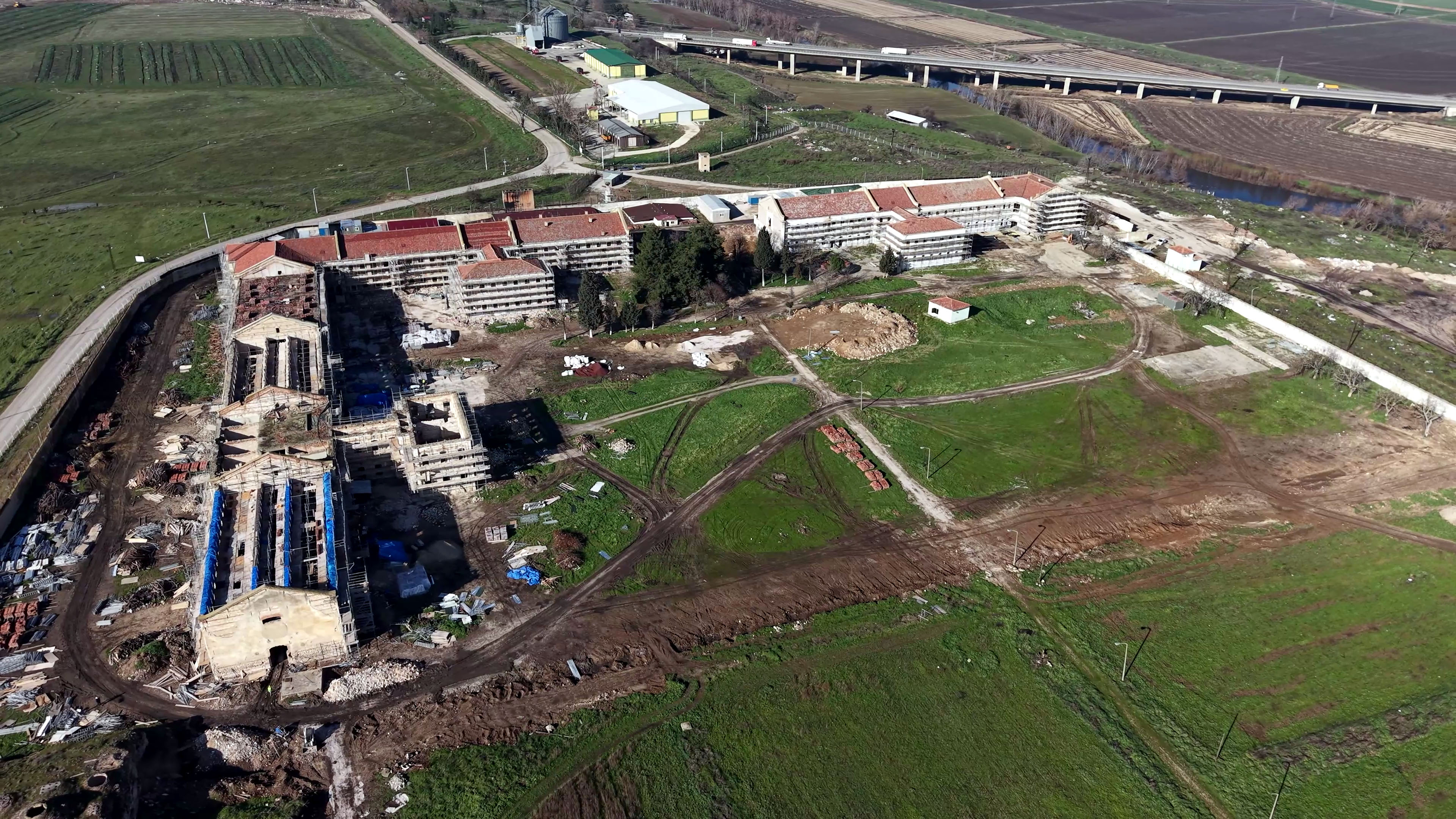 Edirne'deki tarihi Mahmudiye Kışlası, kapsamlı