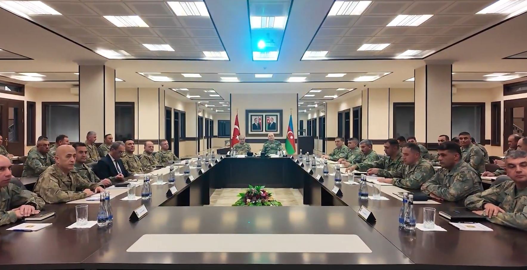 Kara Kuvvetleri Komutanı Orgeneral Metin