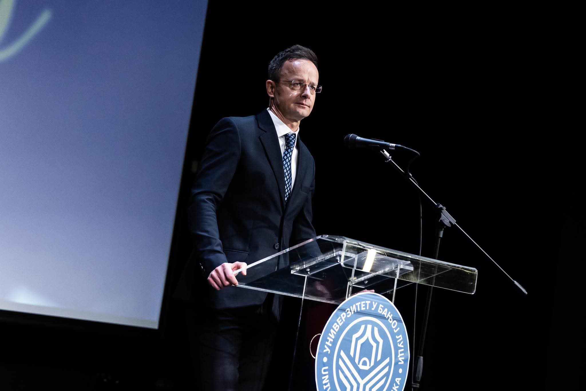 Macaristan Dışişleri Bakanı Peter Szijjarto,