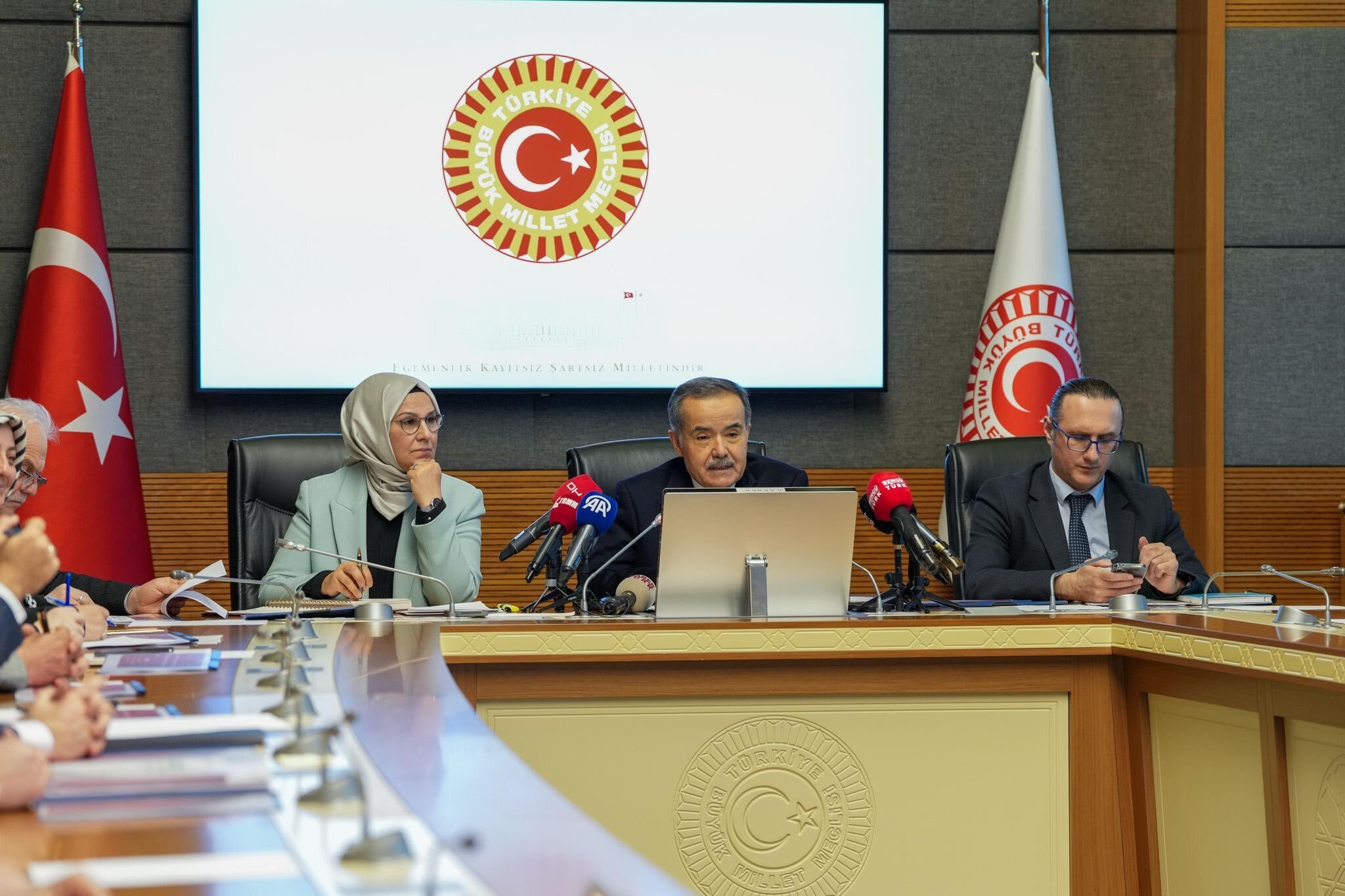 TBMM Çocuklara Karşı Şiddet ve