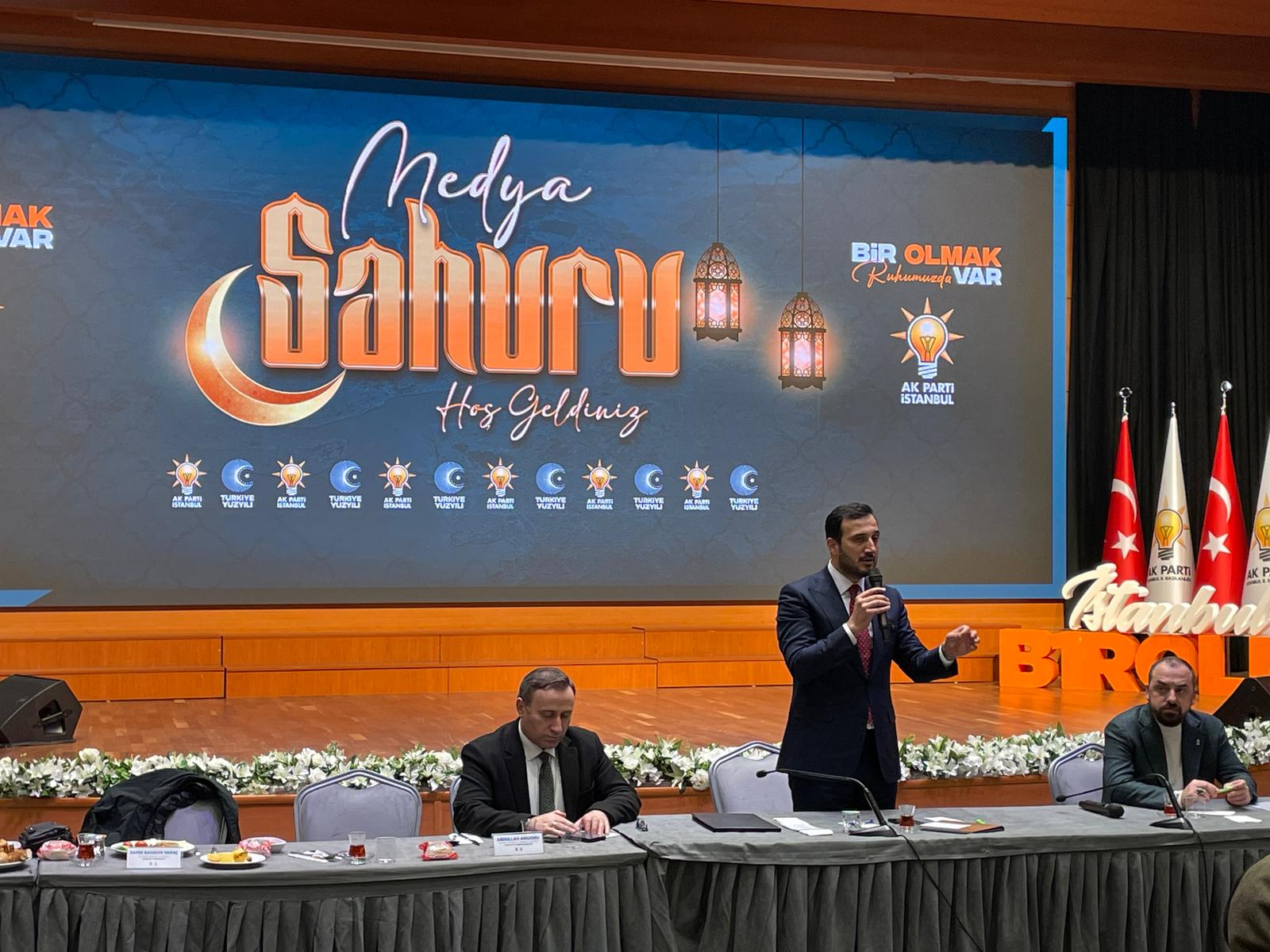 AK Parti İstanbul İl Başkanlığı'nda