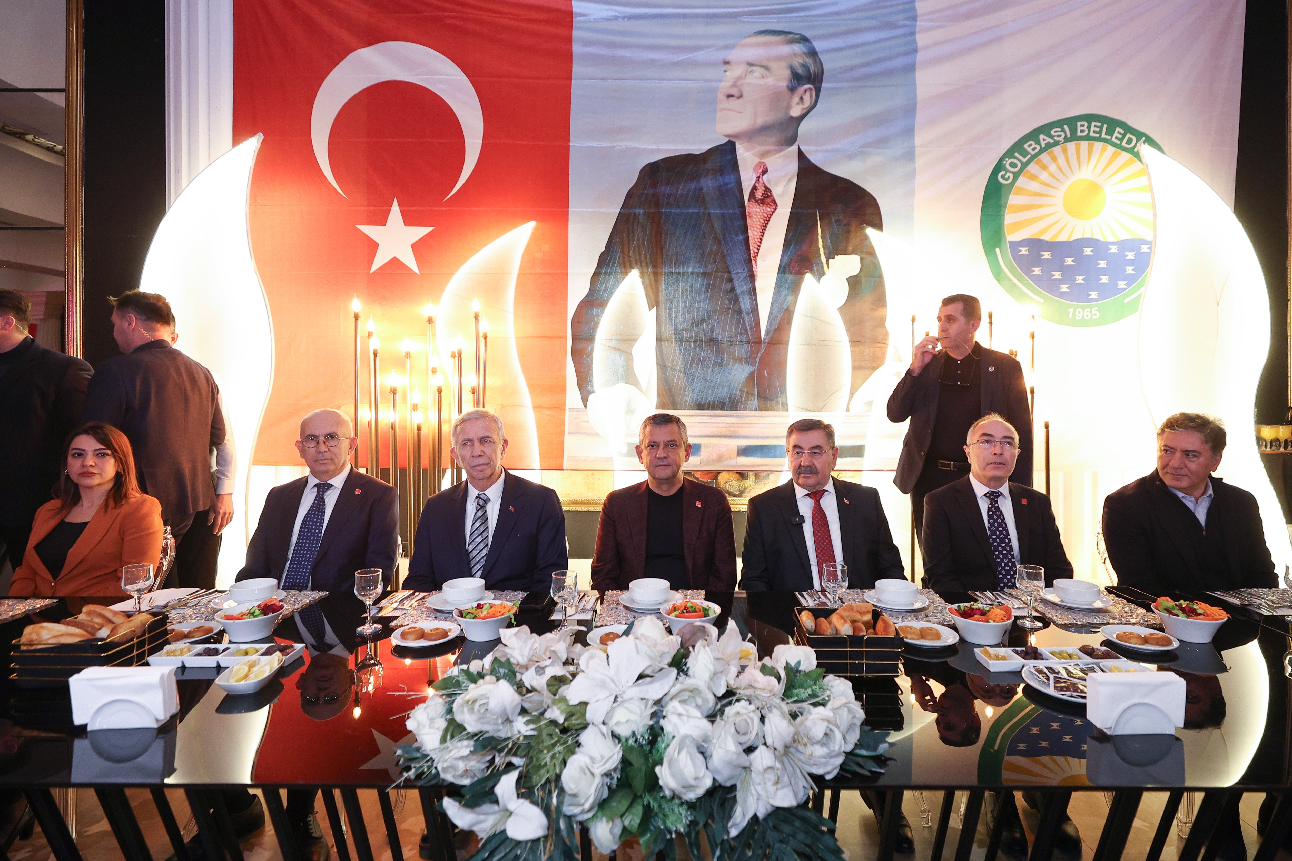 CHP Genel Başkanı Özgür Özel,