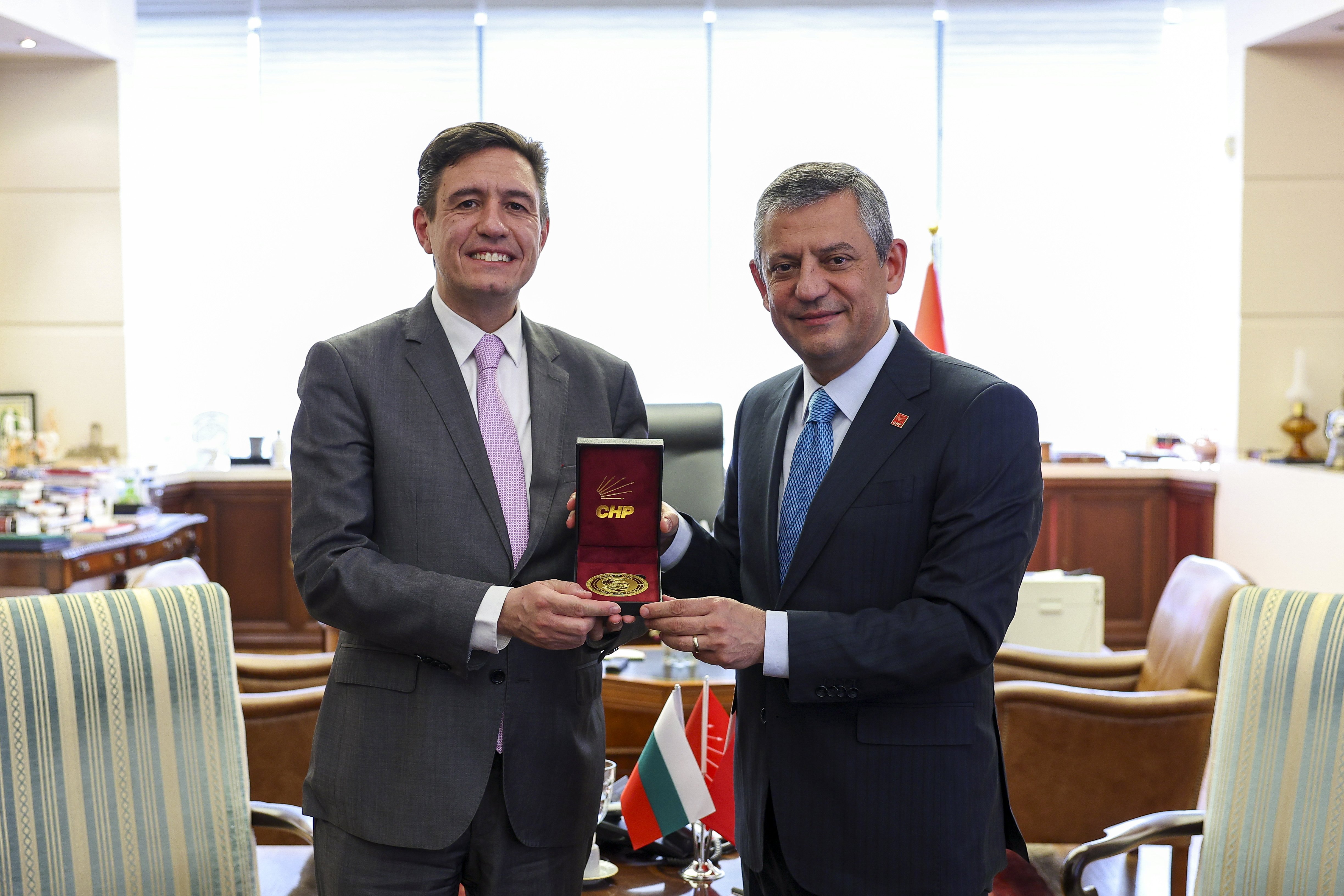 CHP Genel Başkanı Özgür Özel,