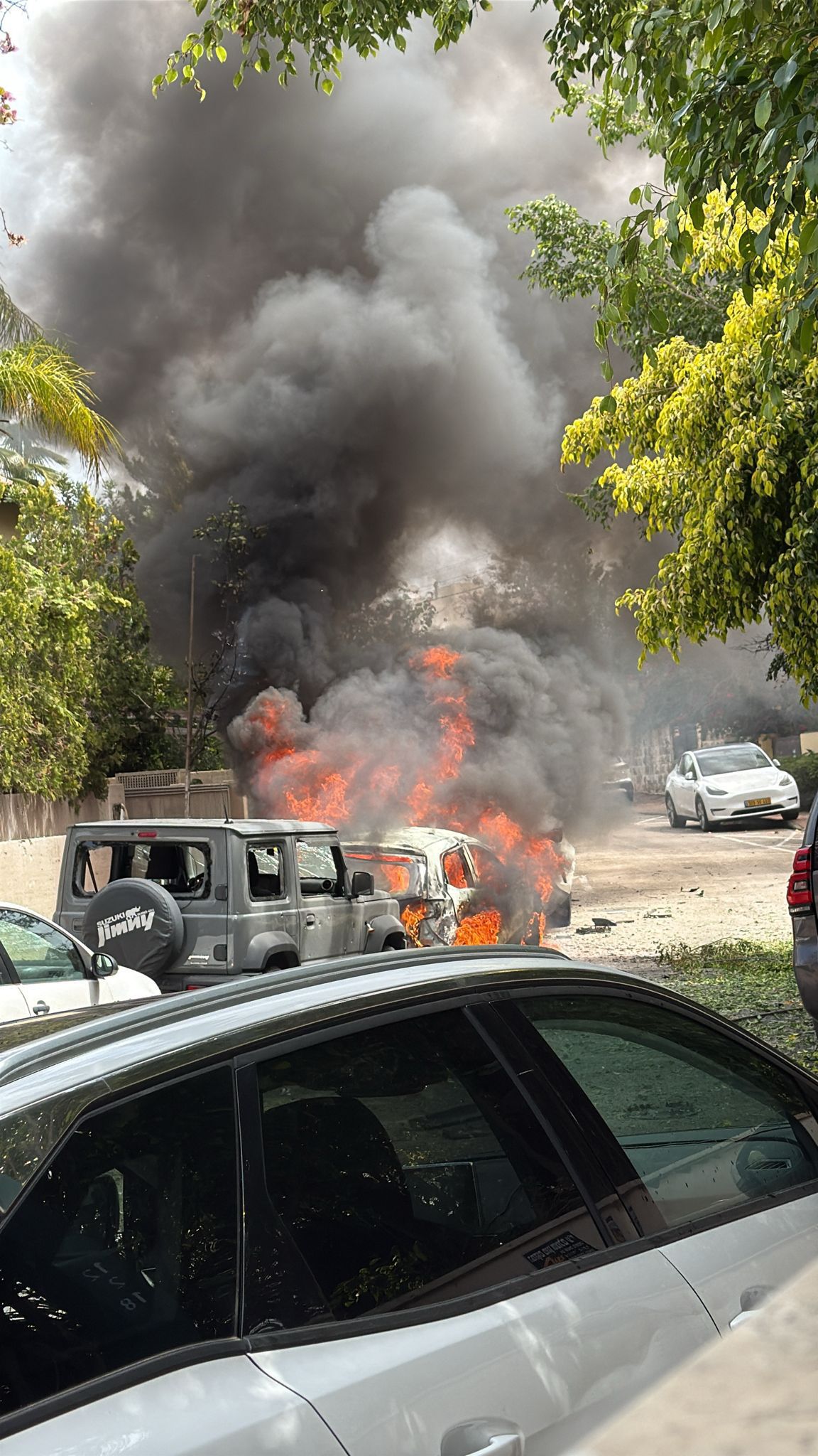 İran, İsrail'e yeni bir füze