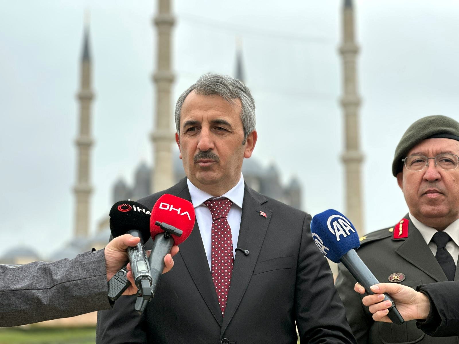 Edirne Valisi Yunus Sezer, 26