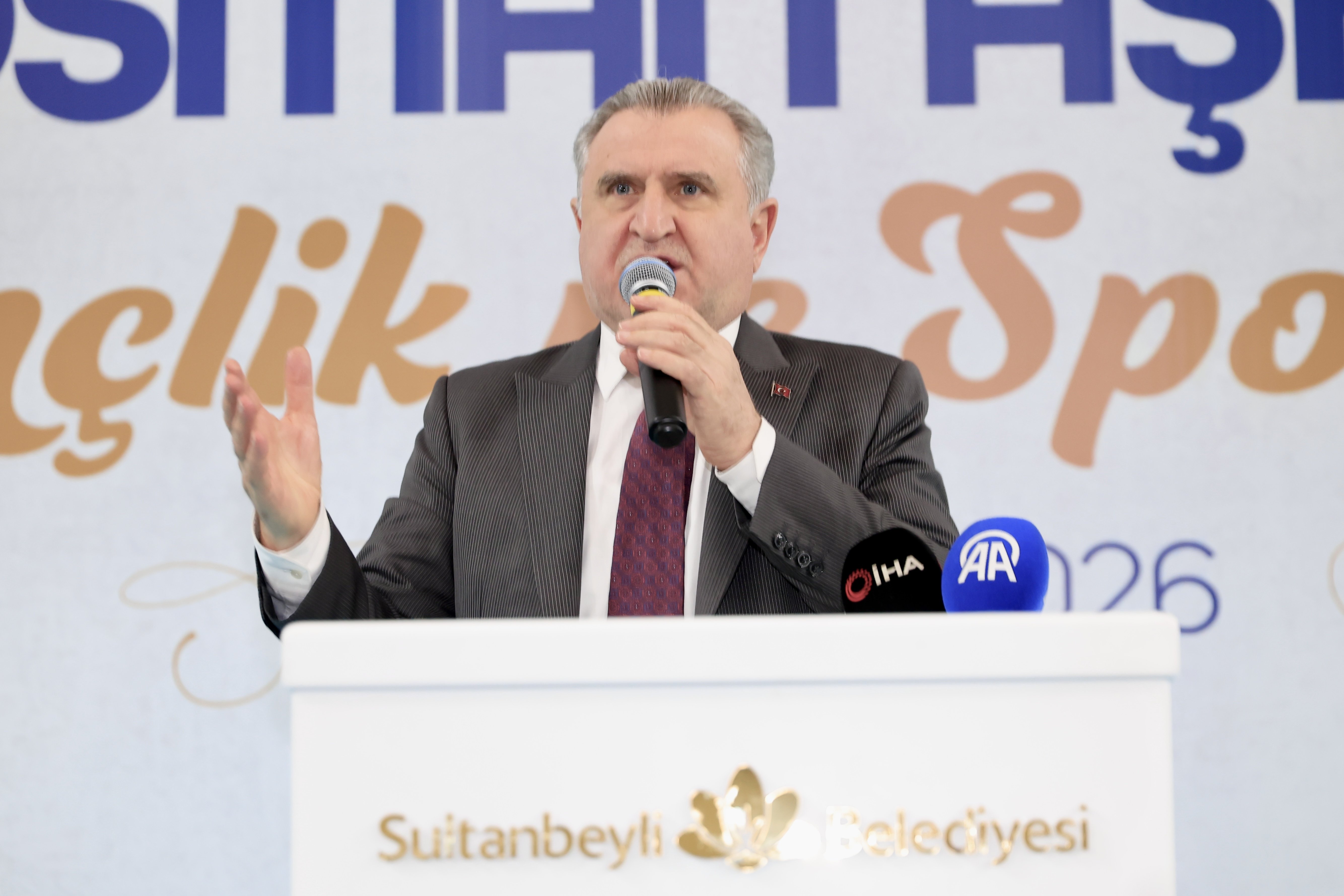 Gençlik ve Spor Bakanı Osman