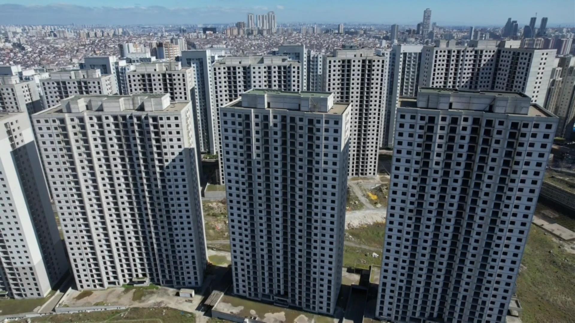 Esenyurt'taki 15 yıllık gökdelen projesi