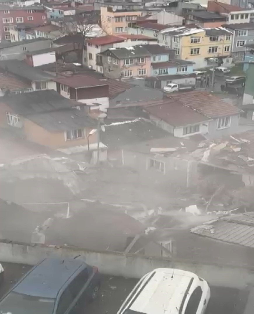 İstanbul Fatih'te doğal gaz patlaması