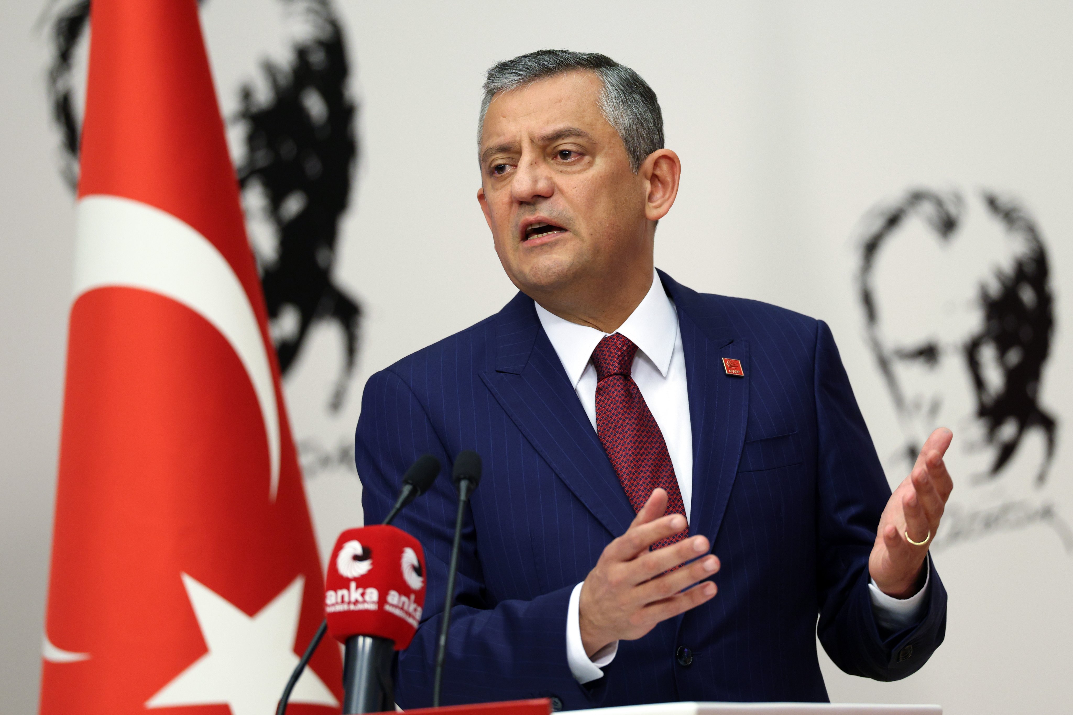 CHP Genel Başkanı Özgür Özel,