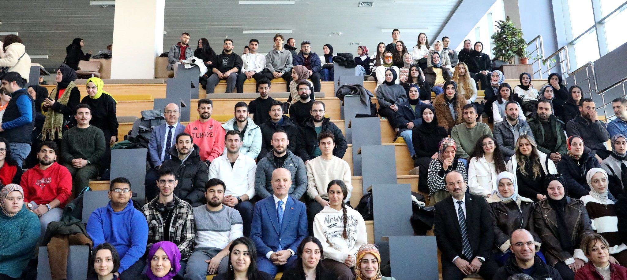 YÖK'ün 2025 raporuna göre, Türkiye'de