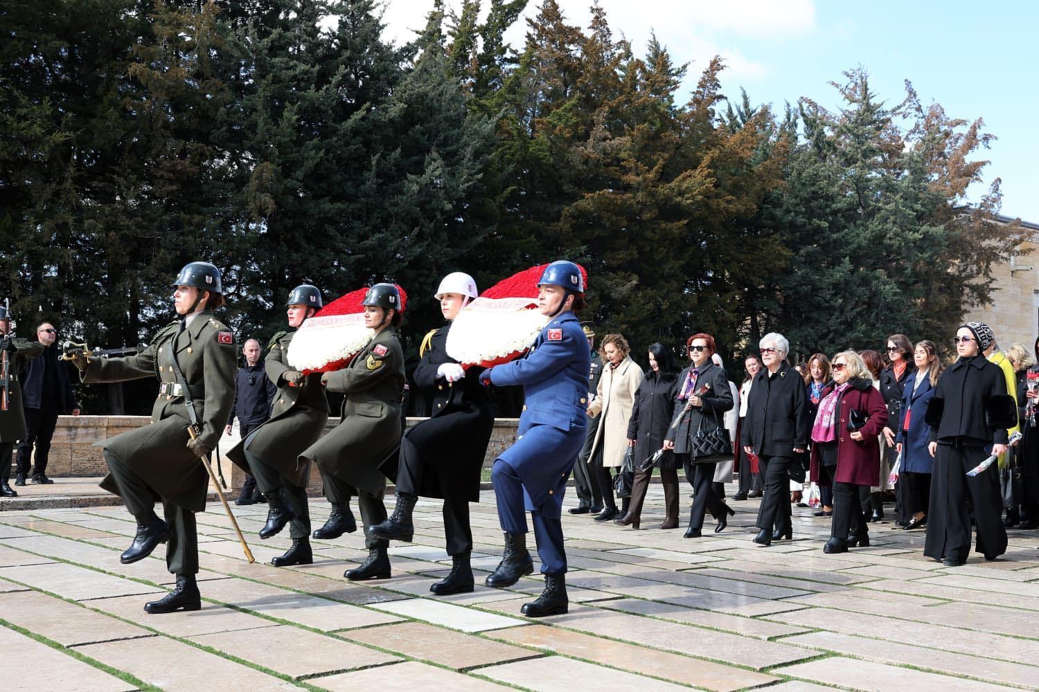 Milli Savunma Bakanı Yaşar