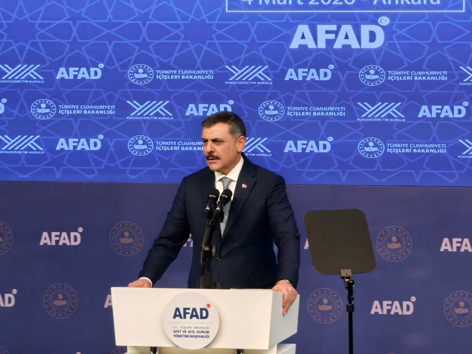 İçişleri Bakanı Mustafa Çiftçi, YÖK