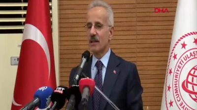 Ulaştırma ve Altyapı Bakanı Abdulkadir