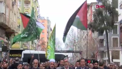 Diyarbakır'da Peygamber Sevdalıları öncülüğünde toplanan