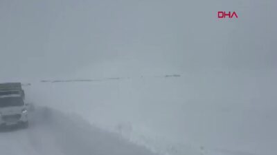 Kars'ta yoğun kar yağışı nedeniyle