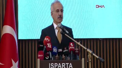 Ulaştırma ve Altyapı Bakanı Abdulkadir