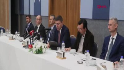 MAKÜ Rektörü Prof. Dr. Hüseyin