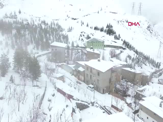 Hakkari'de etkili olan yoğun