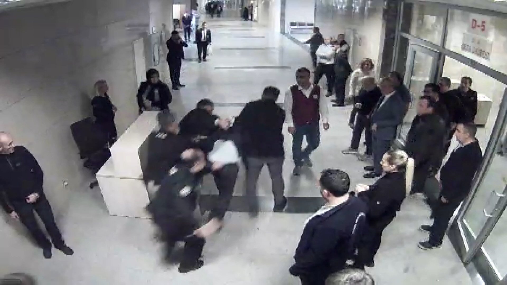 Hakimi odasında vuran savcı Muhammed