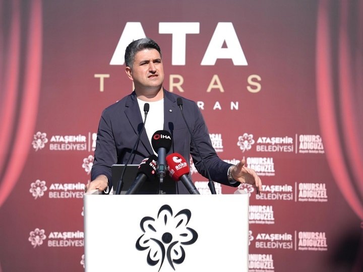 CHP'li Ataşehir Belediye Başkanı Onursal