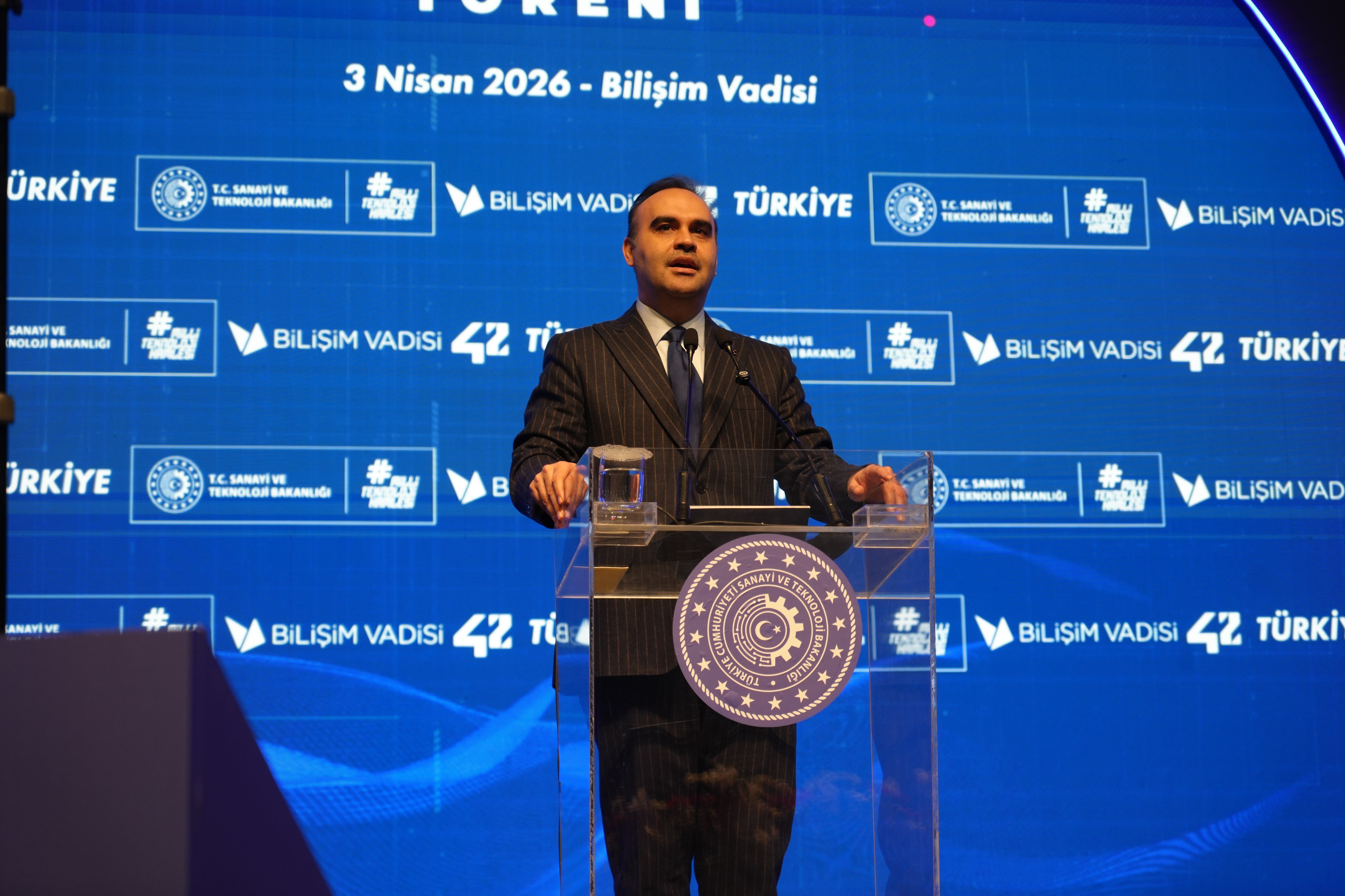 Sanayi ve Teknoloji Bakanı Mehmet