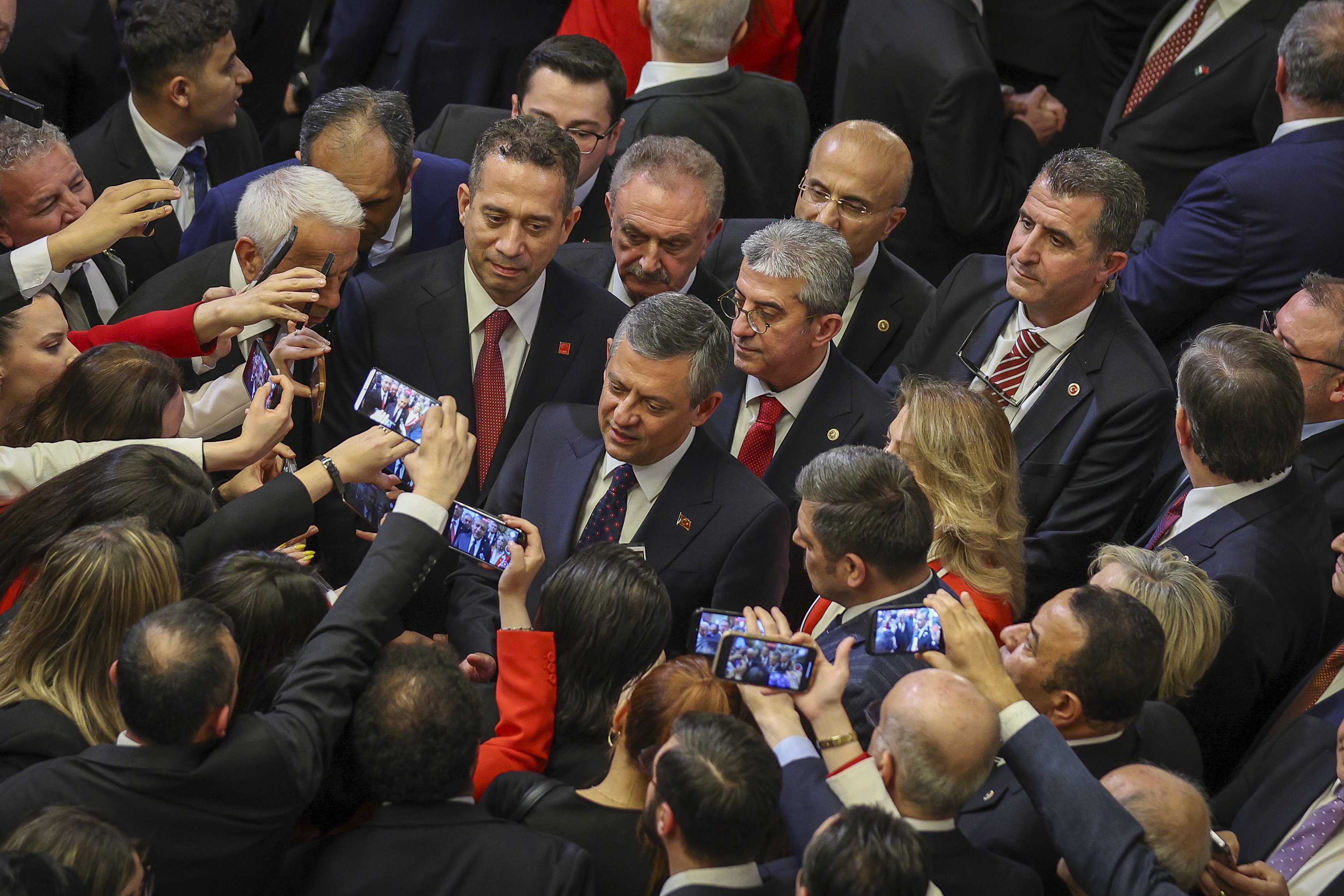 CHP Genel Başkanı Özgür Özel,