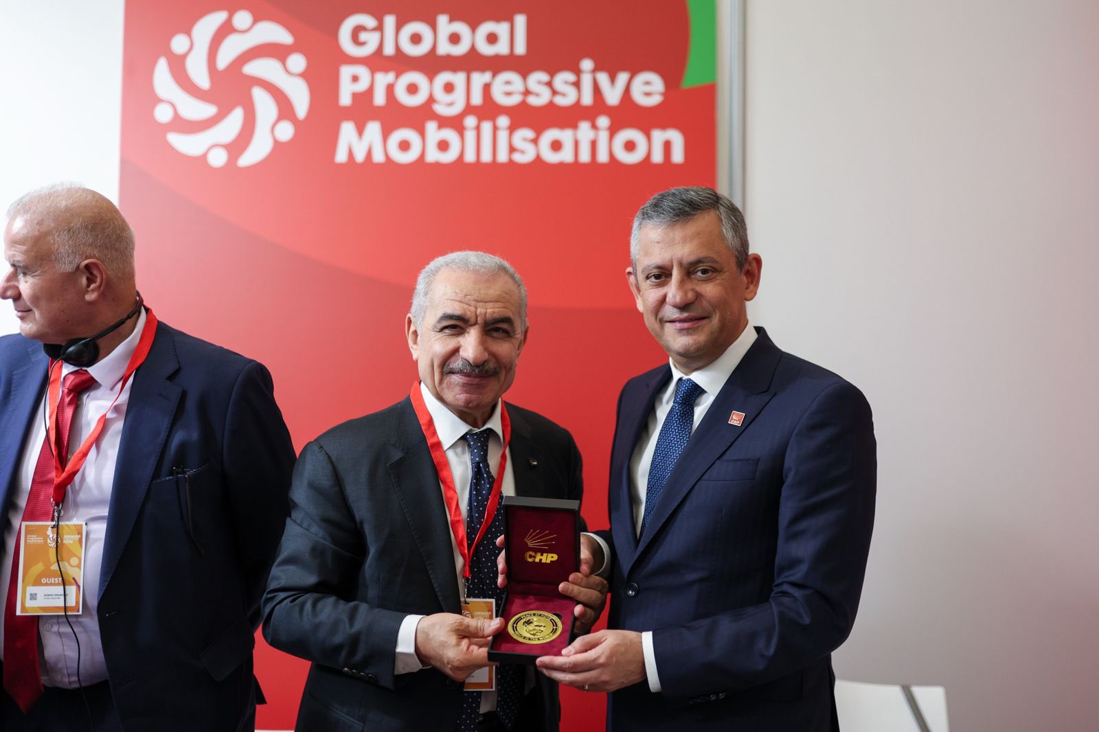 CHP Genel Başkanı Özgür Özel,