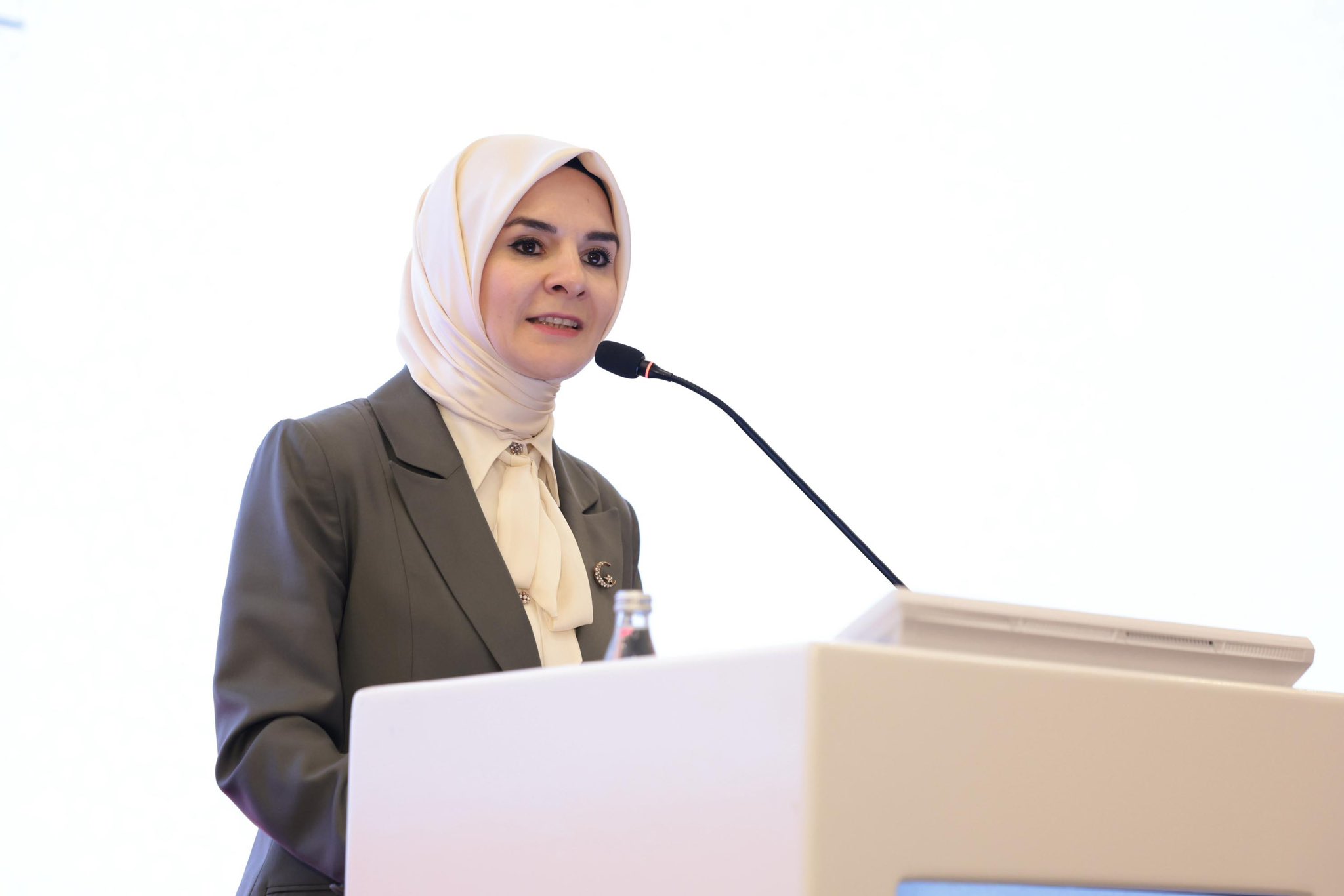 Aile ve Sosyal Hizmetler Bakanı