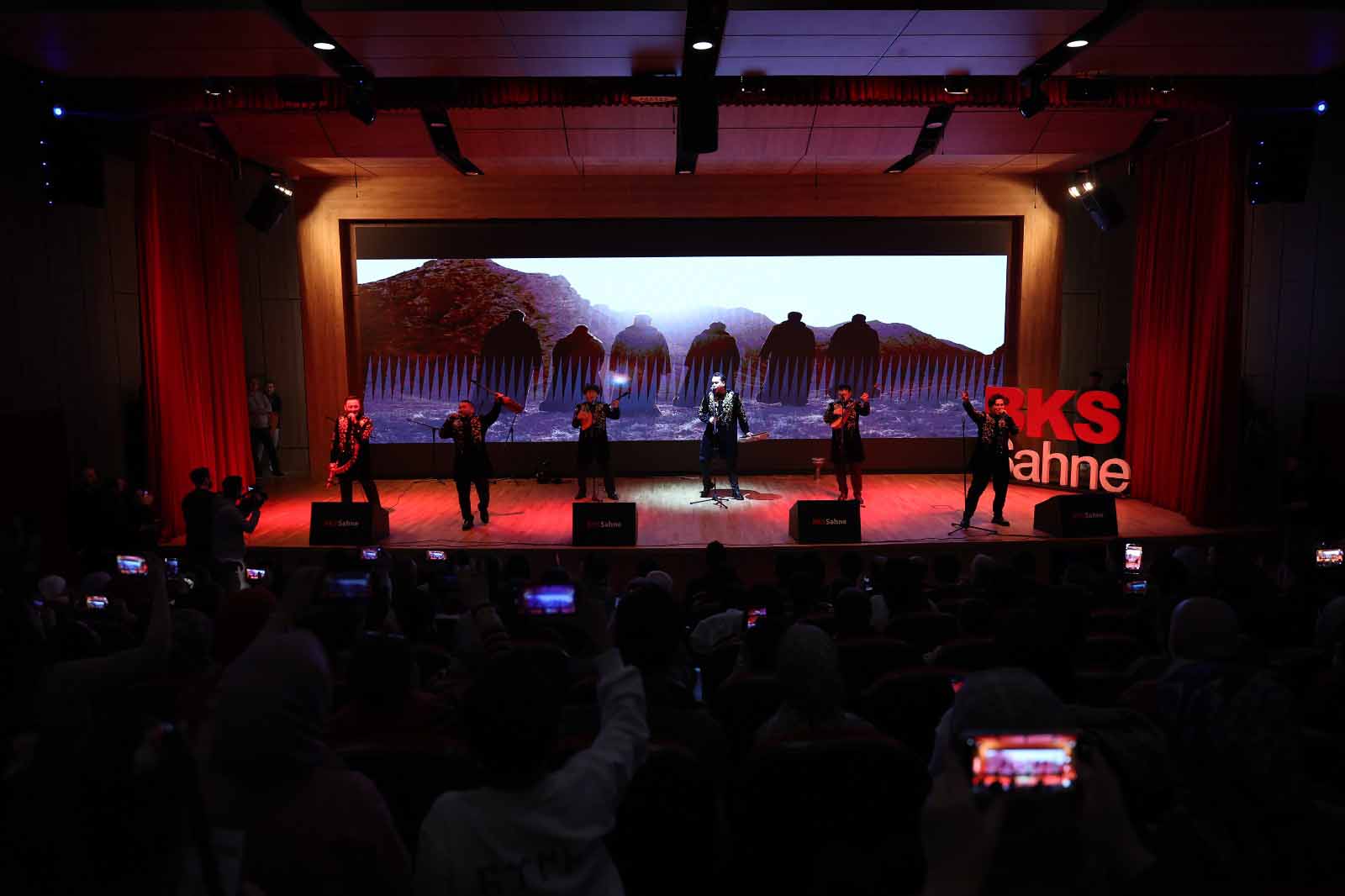 Kazak müzik grubu Alatau Serileri,