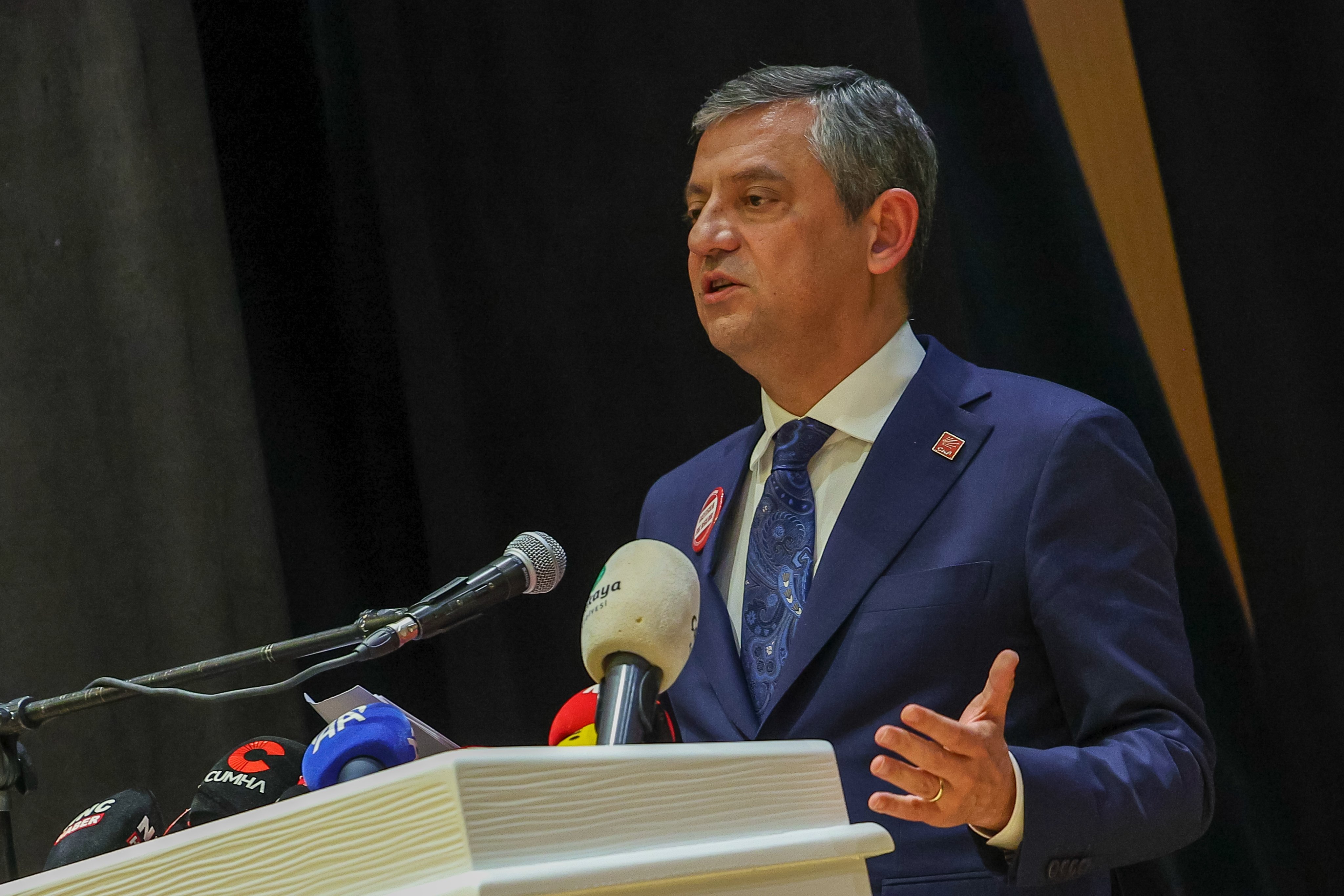 CHP Genel Başkanı Özgür Özel,